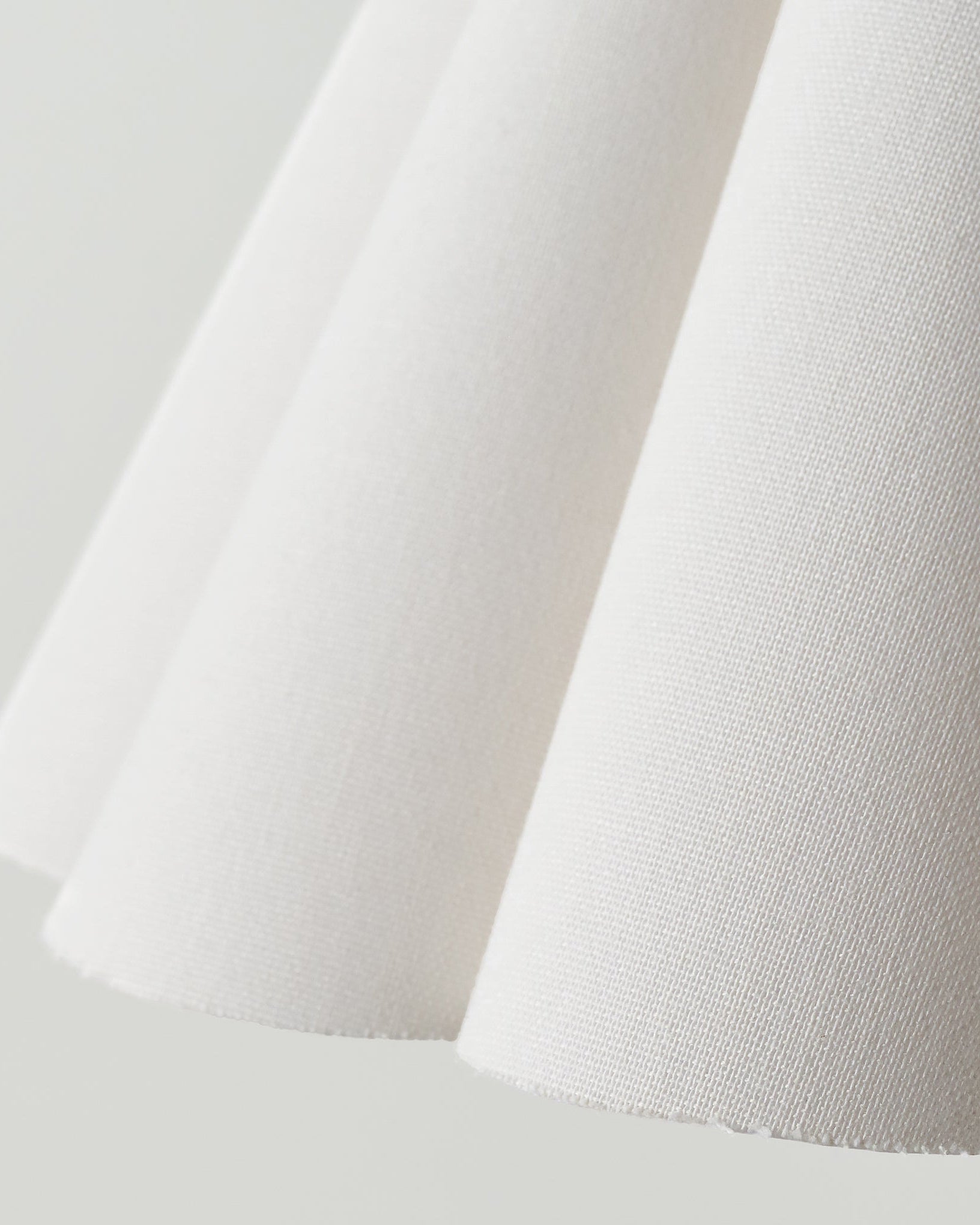 Linen Scallop Shade - Image 2