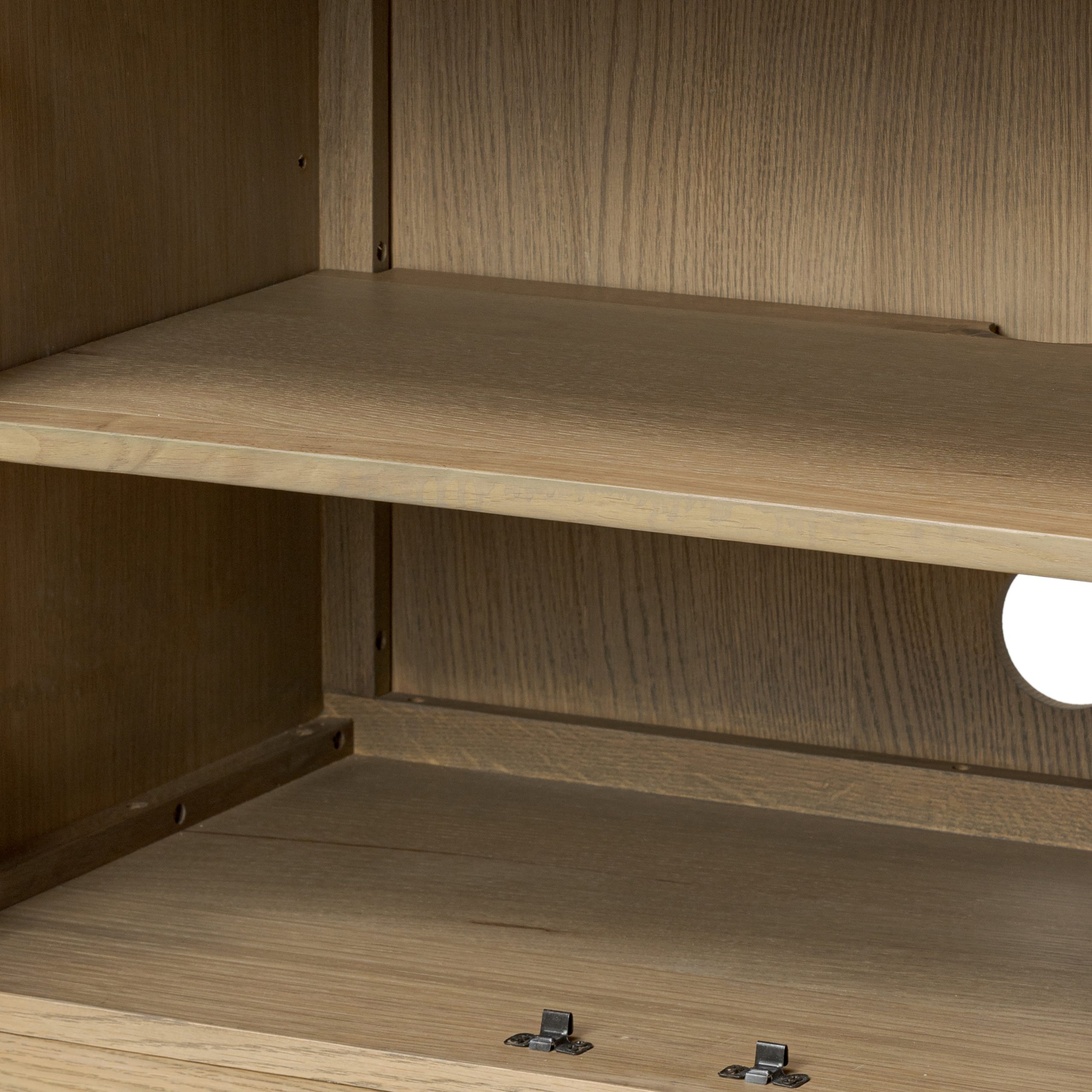 Cara Media Console - Image 19