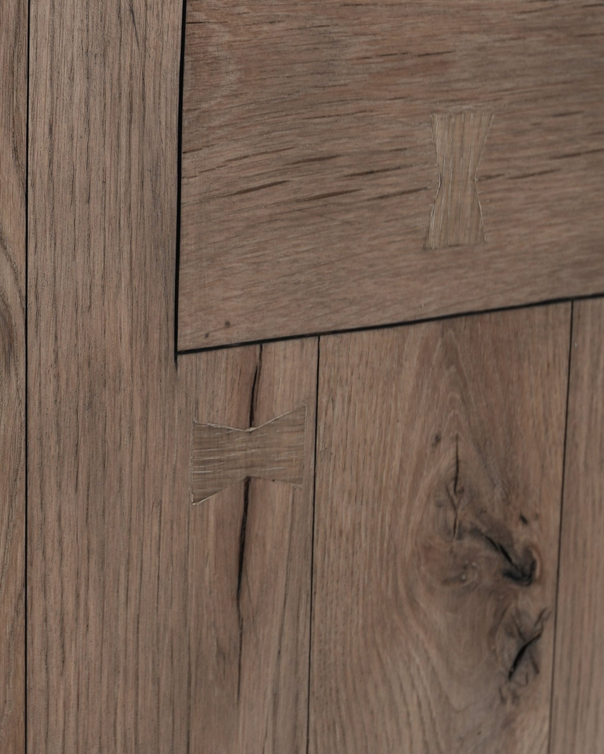 Delmar Console Table - Image 4