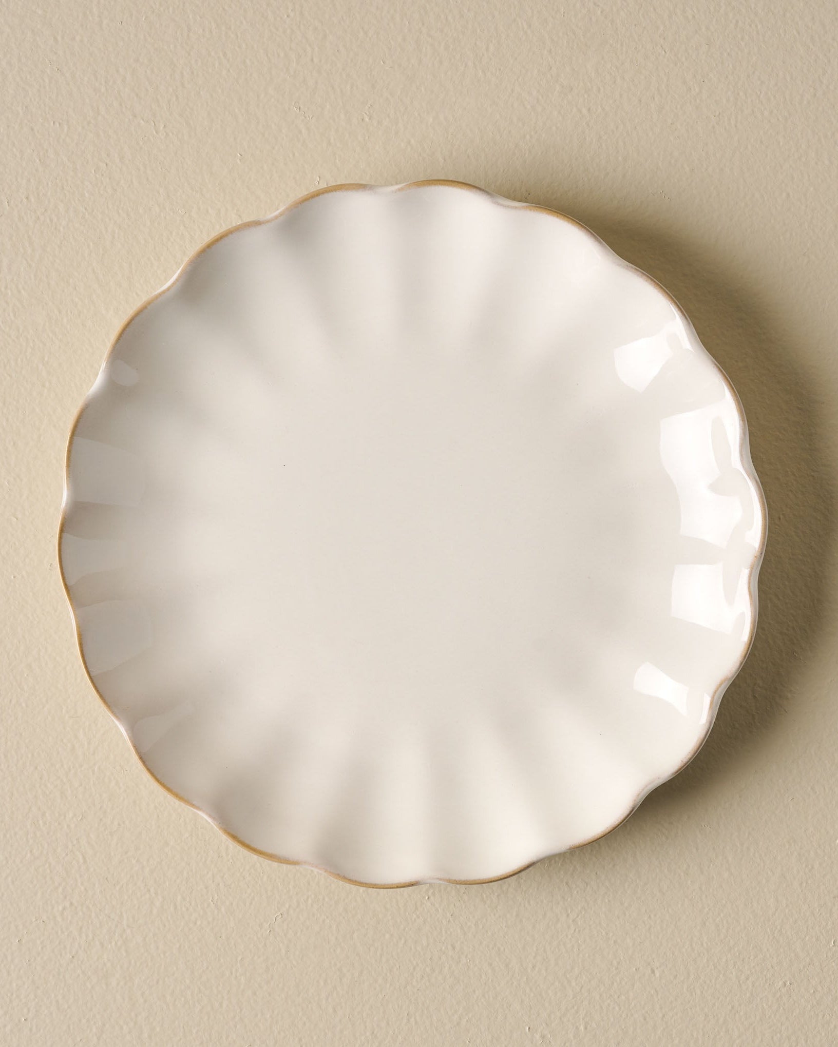 Cream Scalloped Plate - Image 2