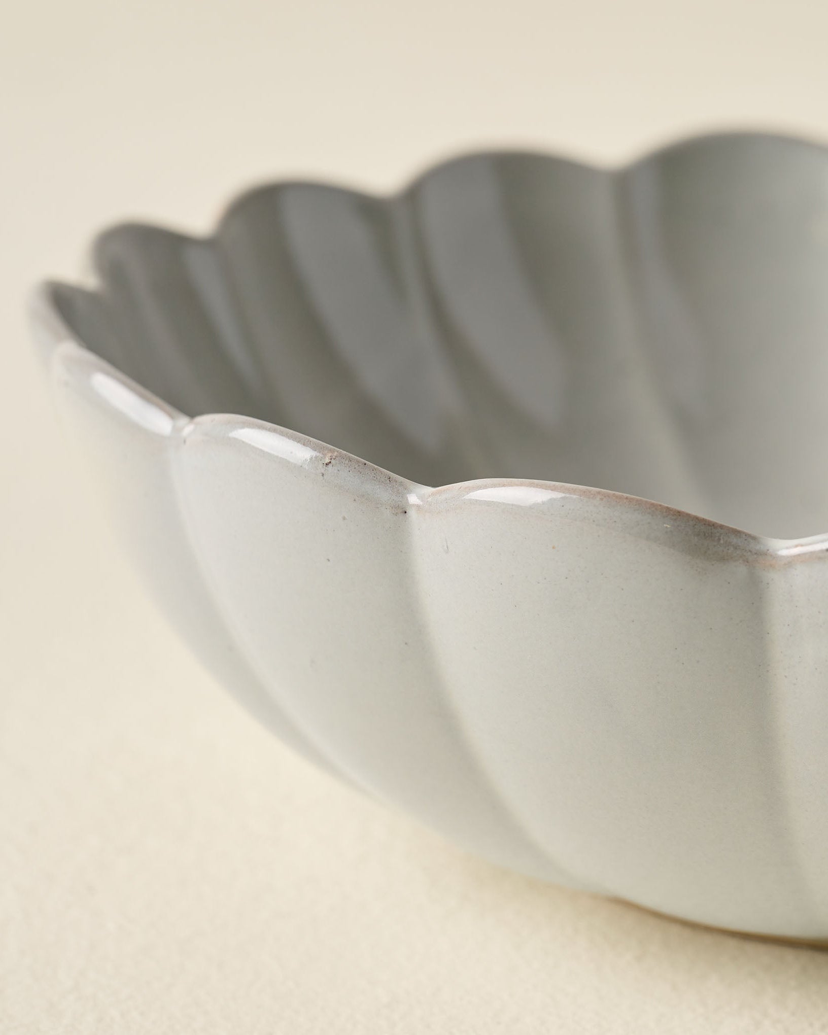 Grey Scalloped Serving Bowl - Image 2