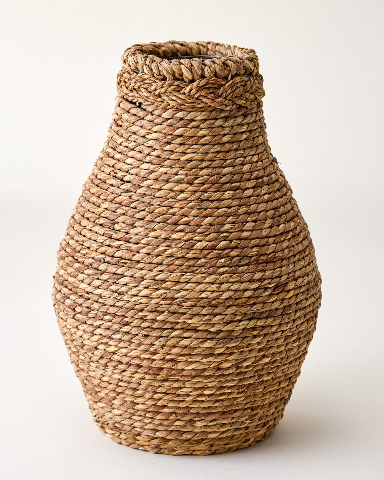 Marshfield Rattan Vase - Image 3
