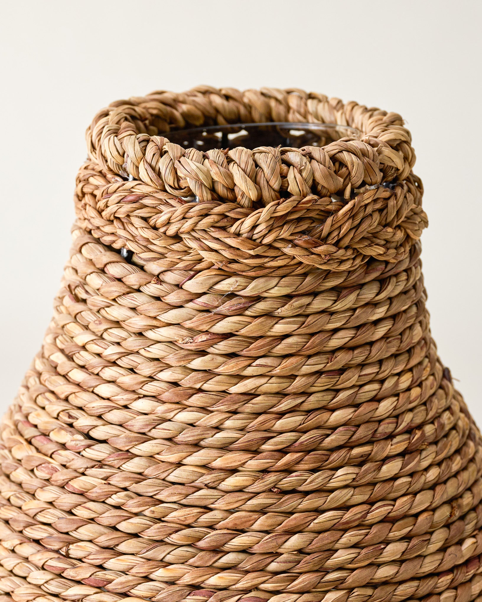 Marshfield Rattan Vase - Image 4