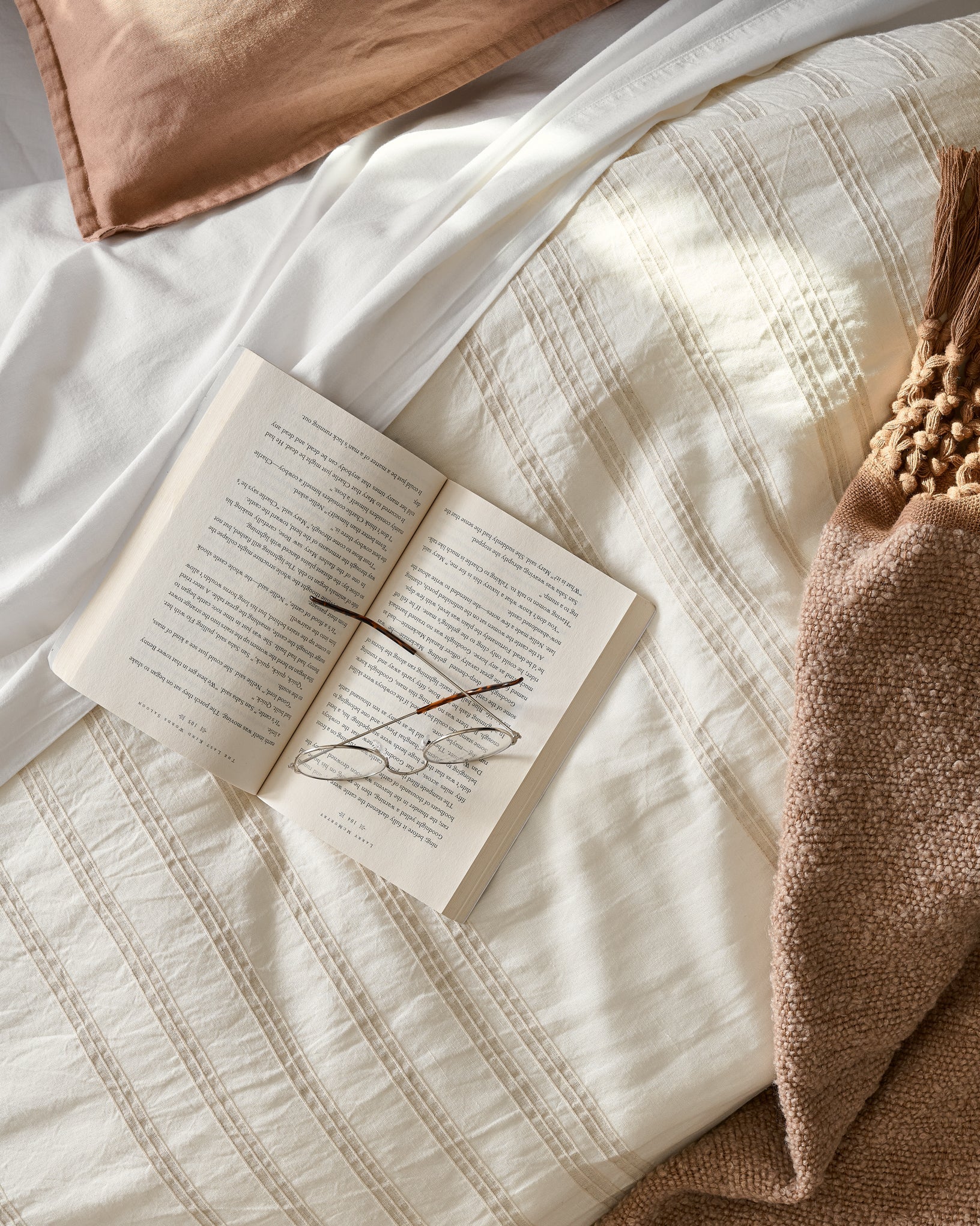 Embroidered Stripe Linen Cotton Duvet Cover - Oatmeal - Image 3
