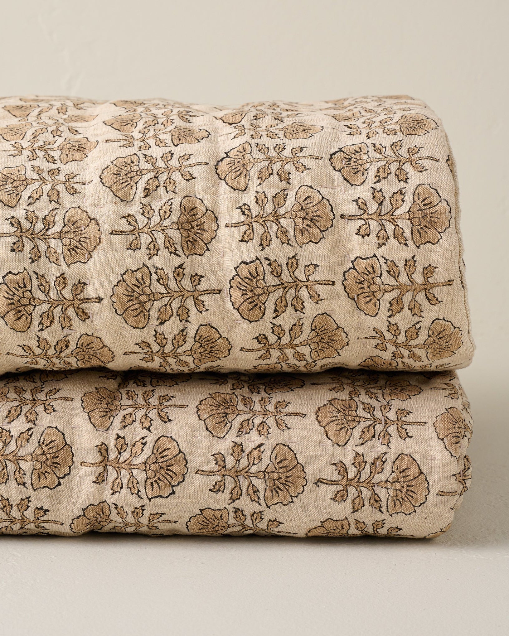 Flora Block Print Quilt - Natural - Image 4