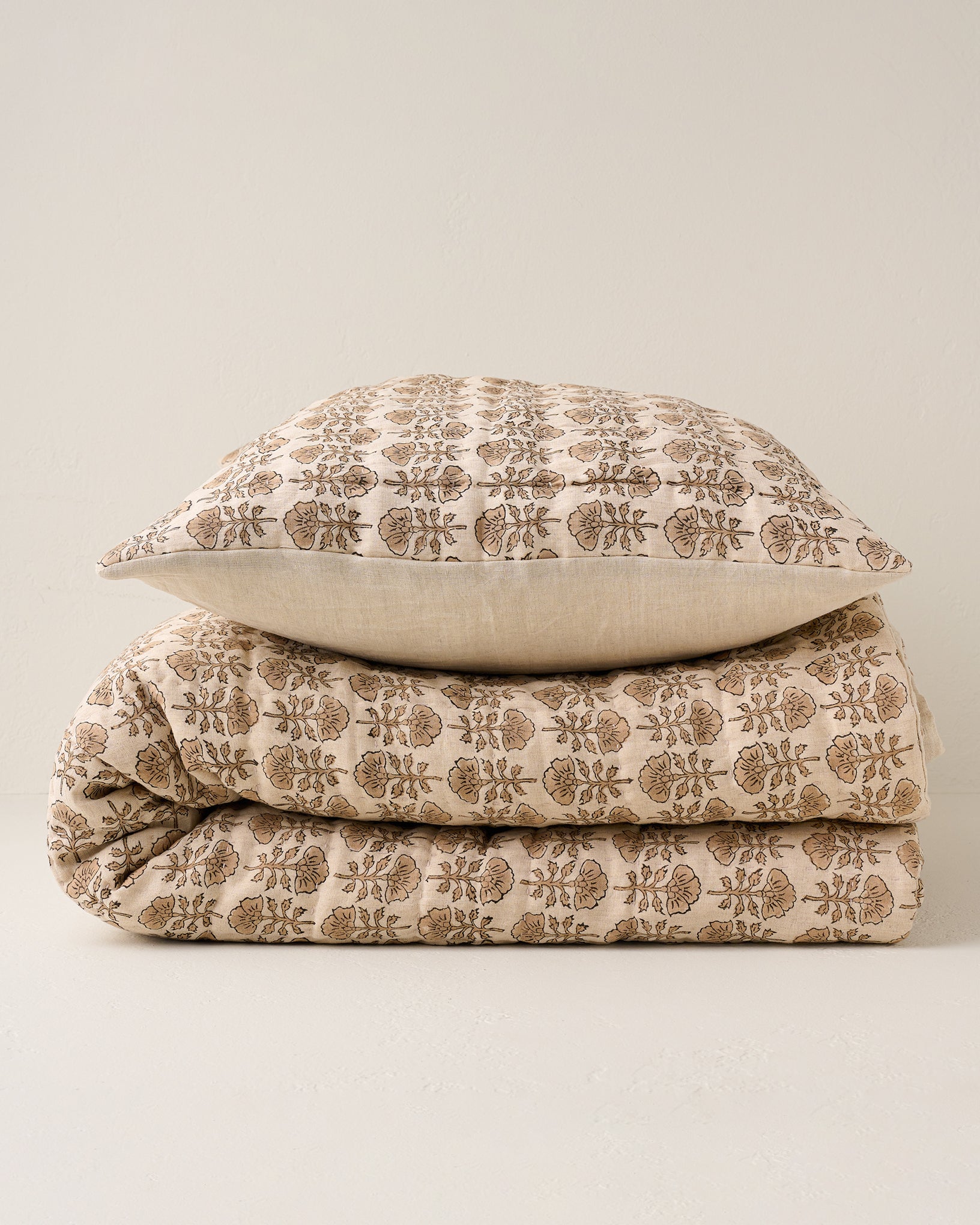 Flora Block Print Quilt - Natural - Image 2