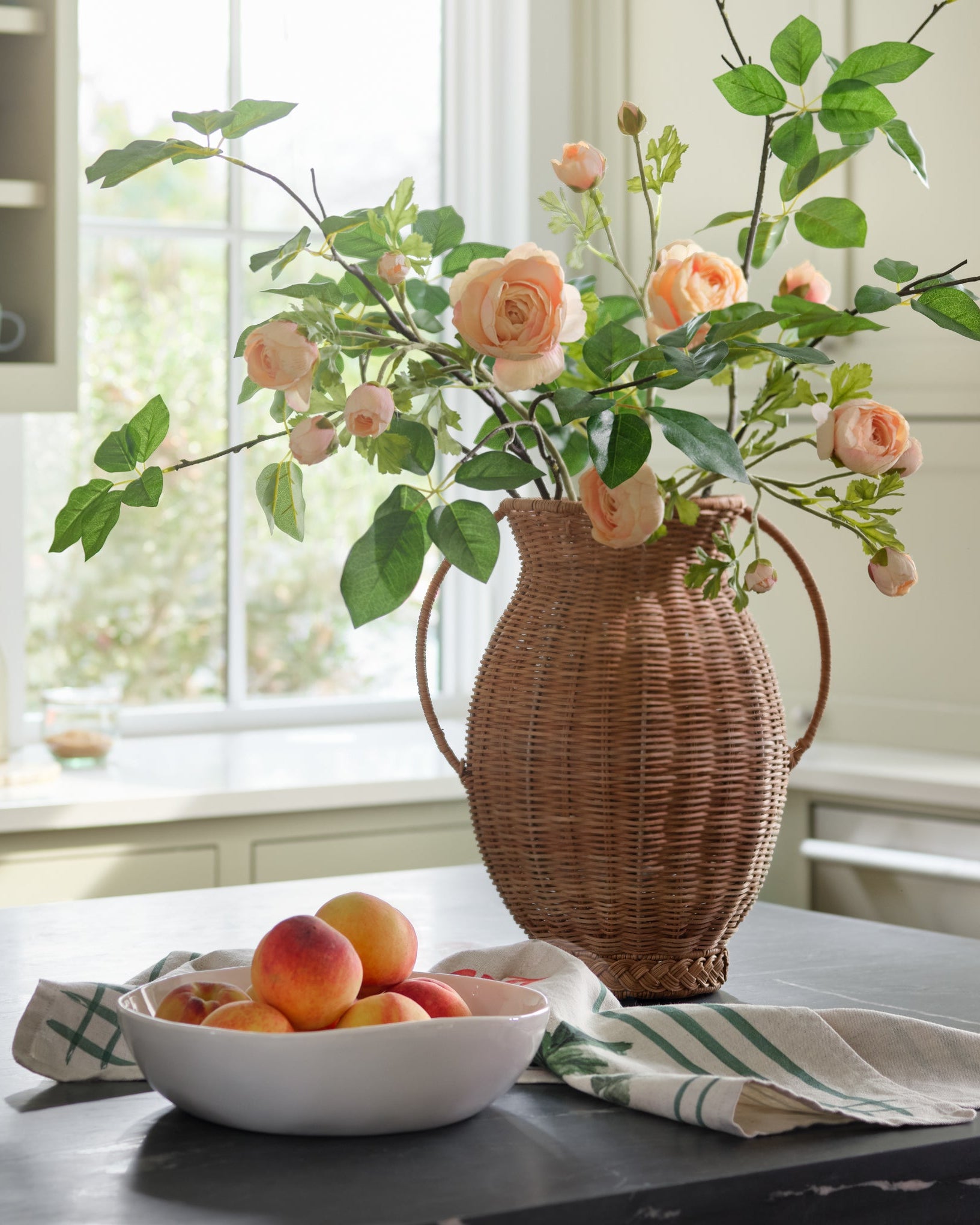 Real Touch Ranunculus Stem - Image 7