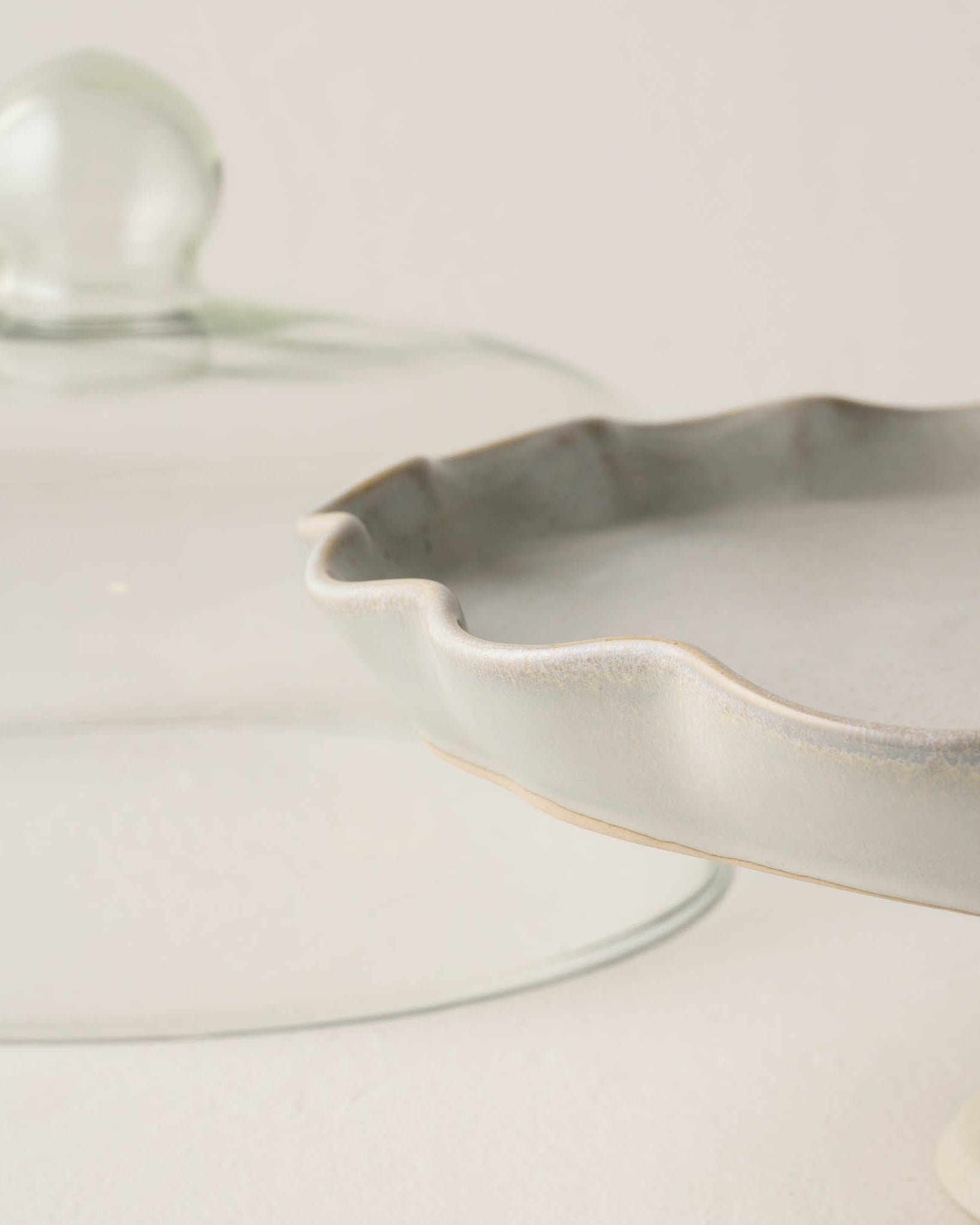 French Grey Ruffle Cake Stand with Dome - Image 3