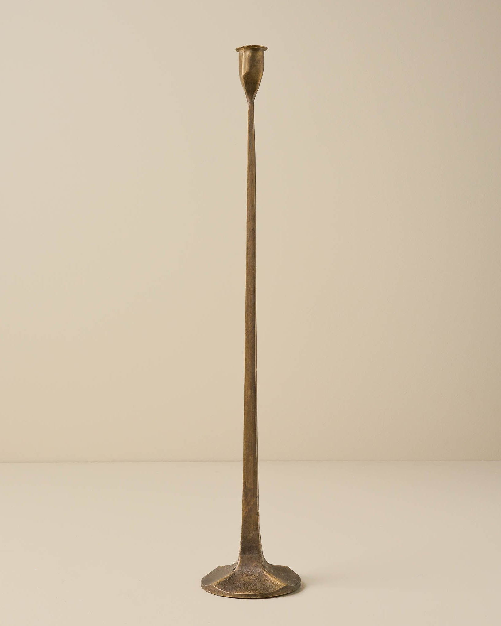 Antique Brass Gatecrest - Image 3
