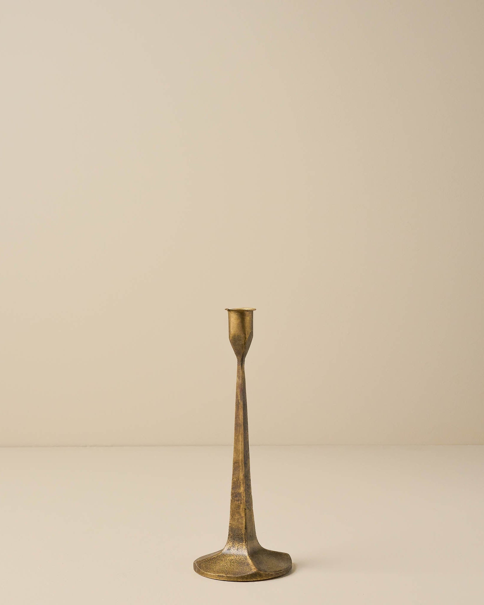 Antique Brass Gatecrest - Image 5