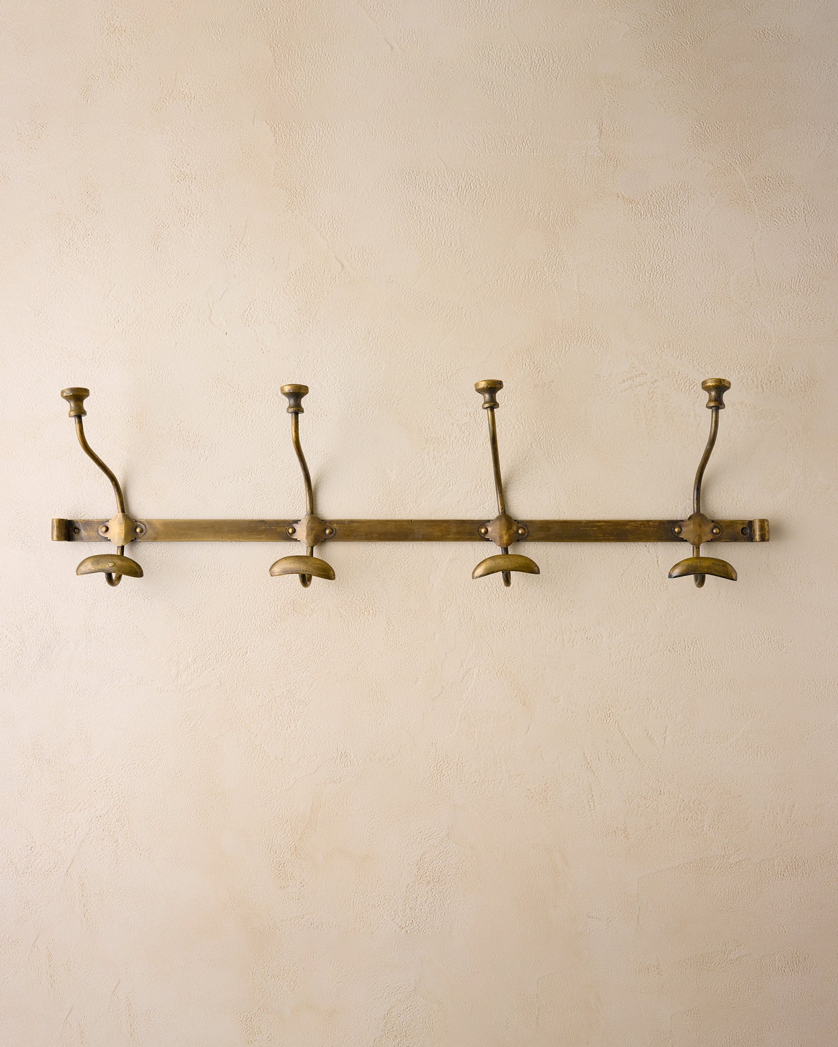 Duke Antique Brass Metal Wall Hooks - Image 5