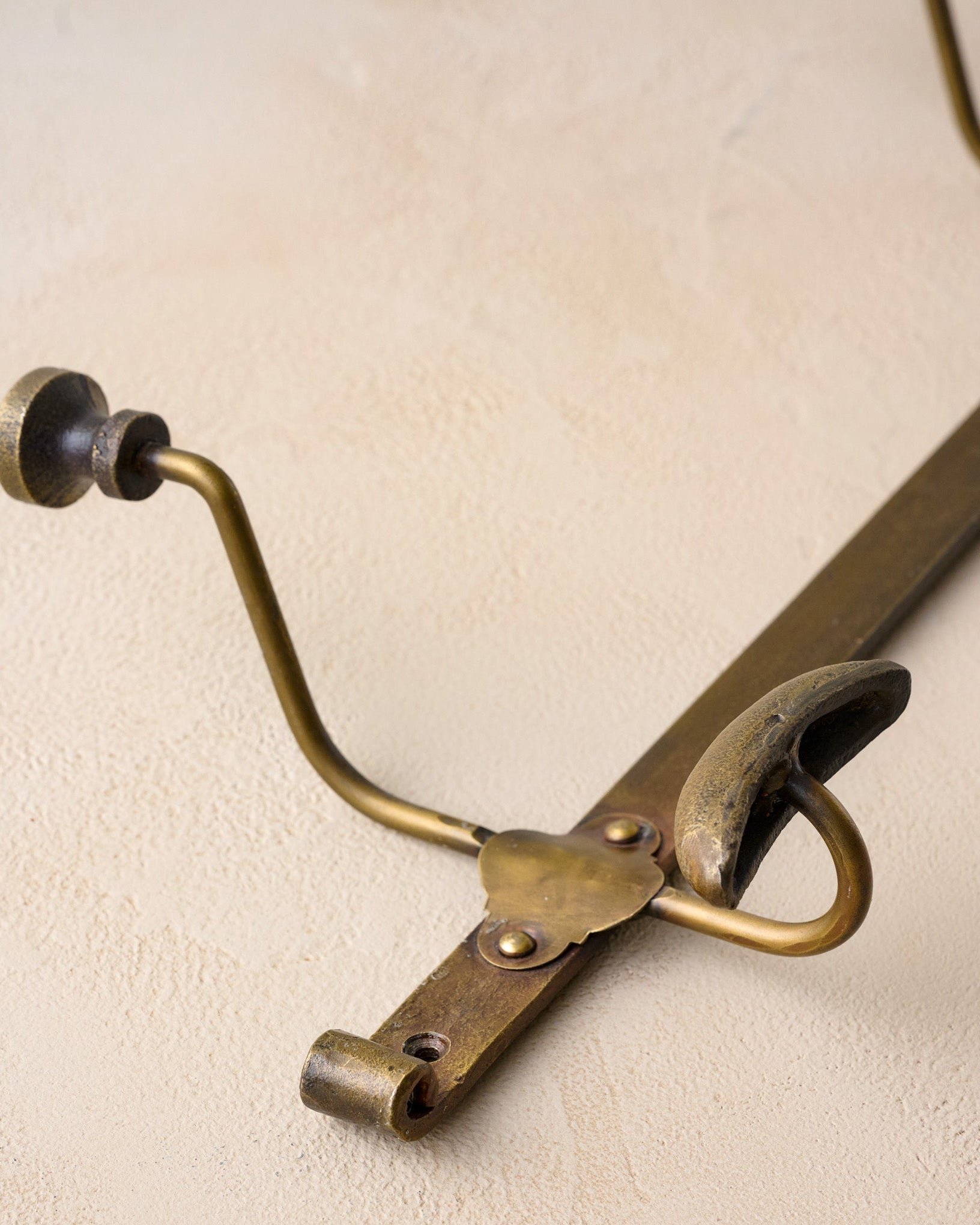 Duke Antique Brass Metal Wall Hooks - Image 4