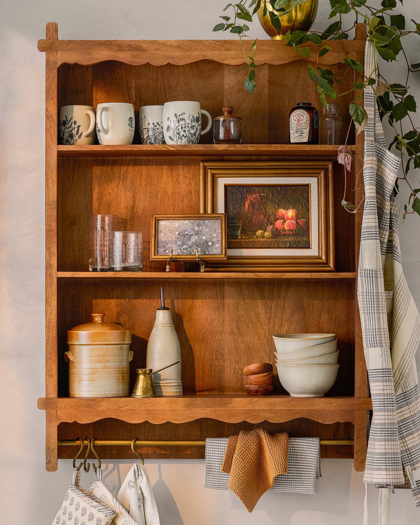 Daphne Wooden Wall Shelf - Image 3