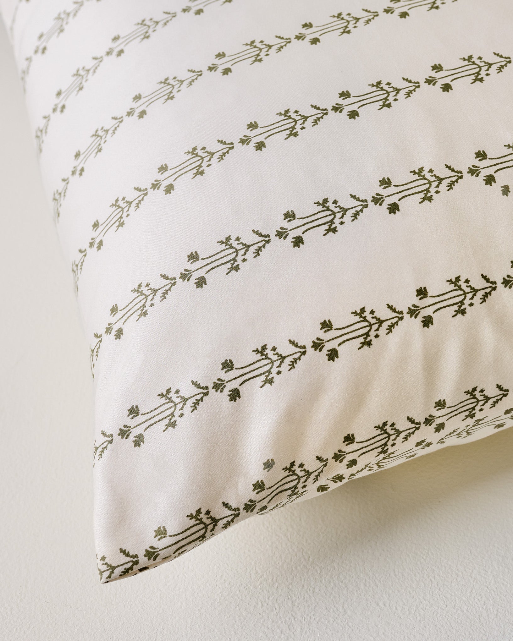 Sylvie Vine Printed Sheet Set - Image 3
