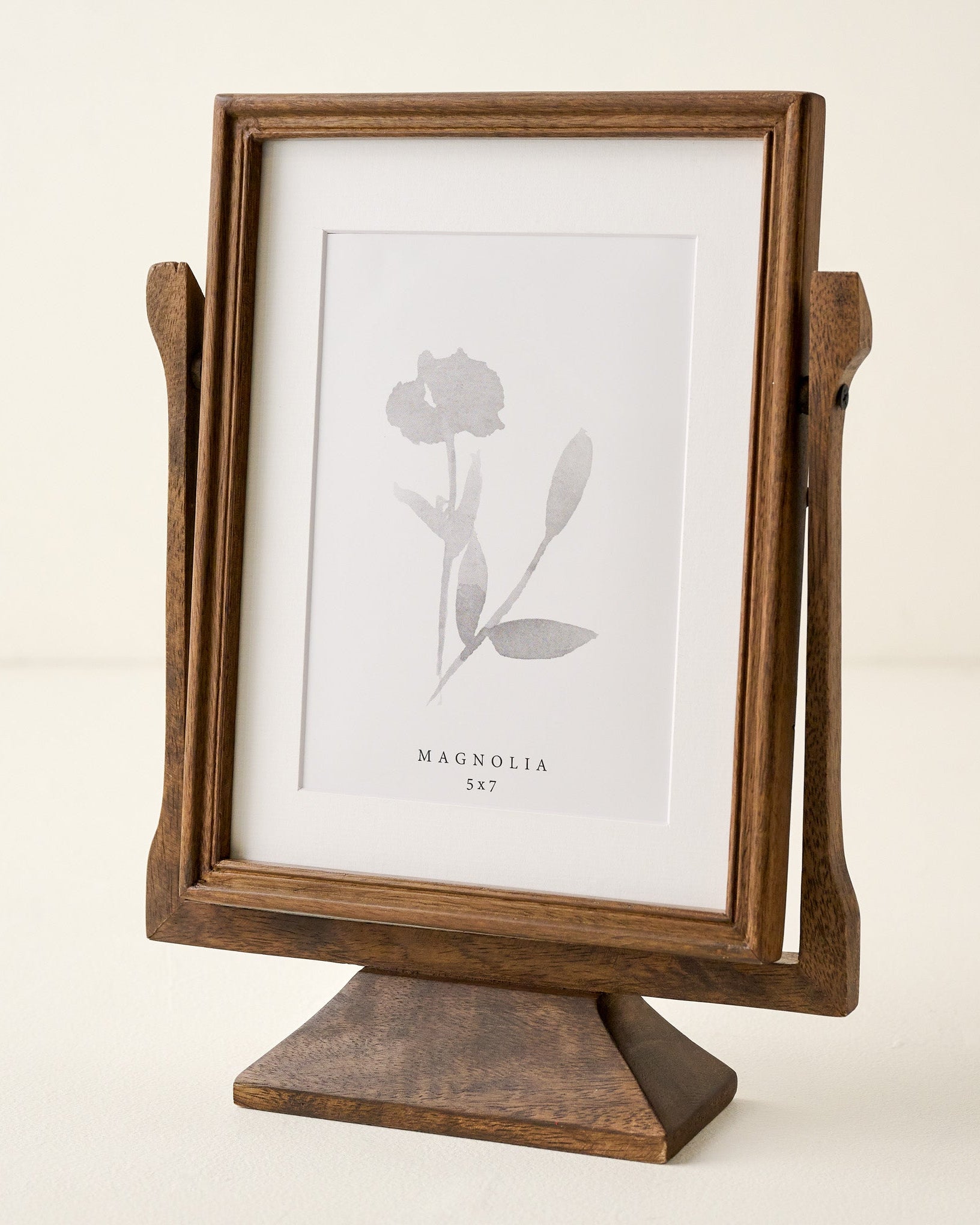 Antique Inspired Swivel Photo Frames - Image 5