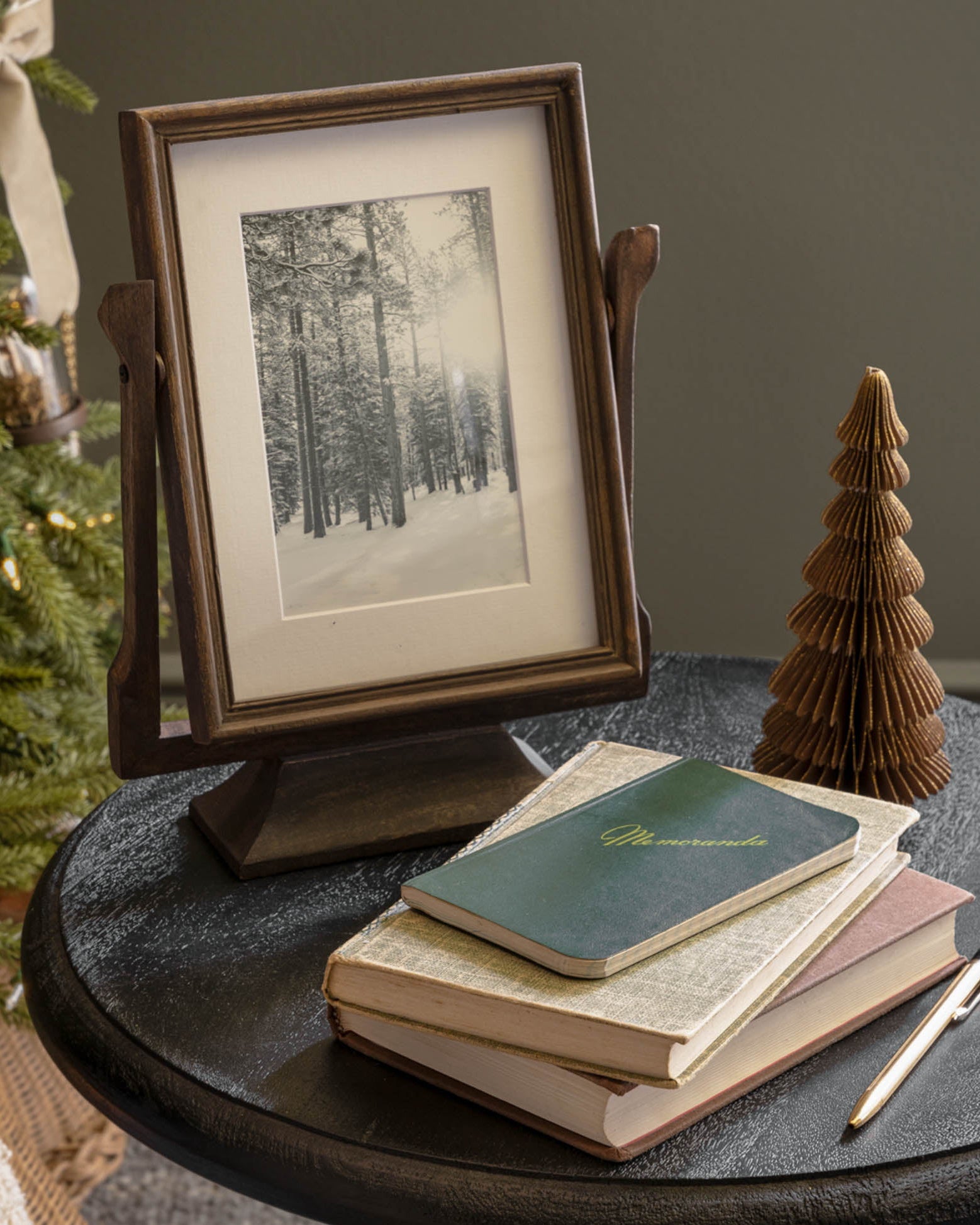 Antique Inspired Swivel Photo Frames - Image 2