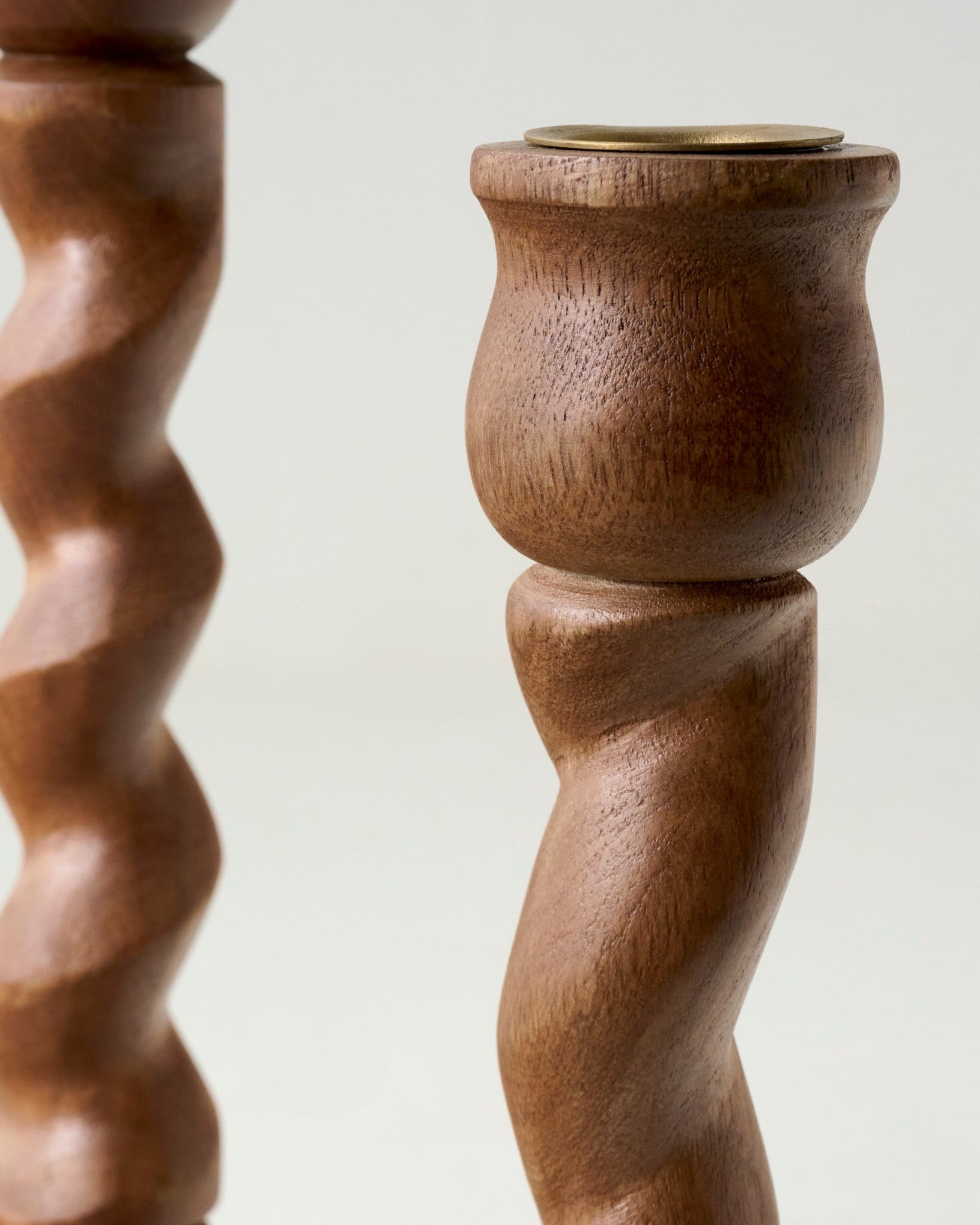 Wooden Barley Twist Taper Holder - Image 4