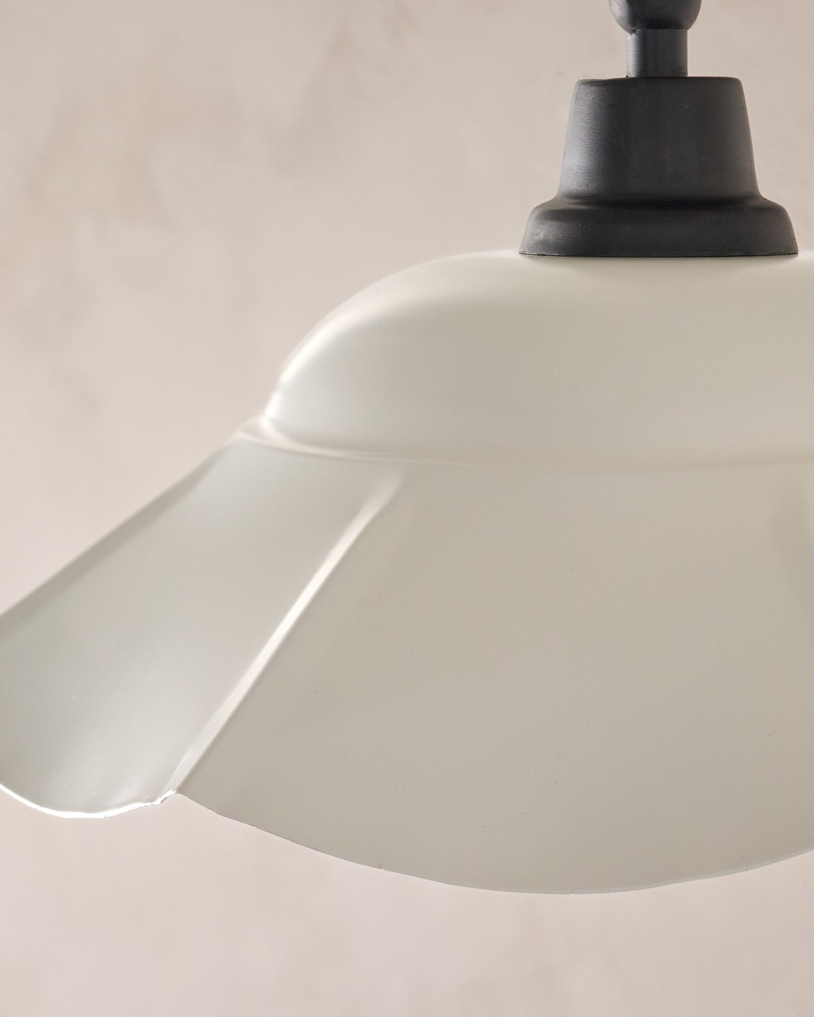 Mary Enamel Plug-in Sconce - Image 8