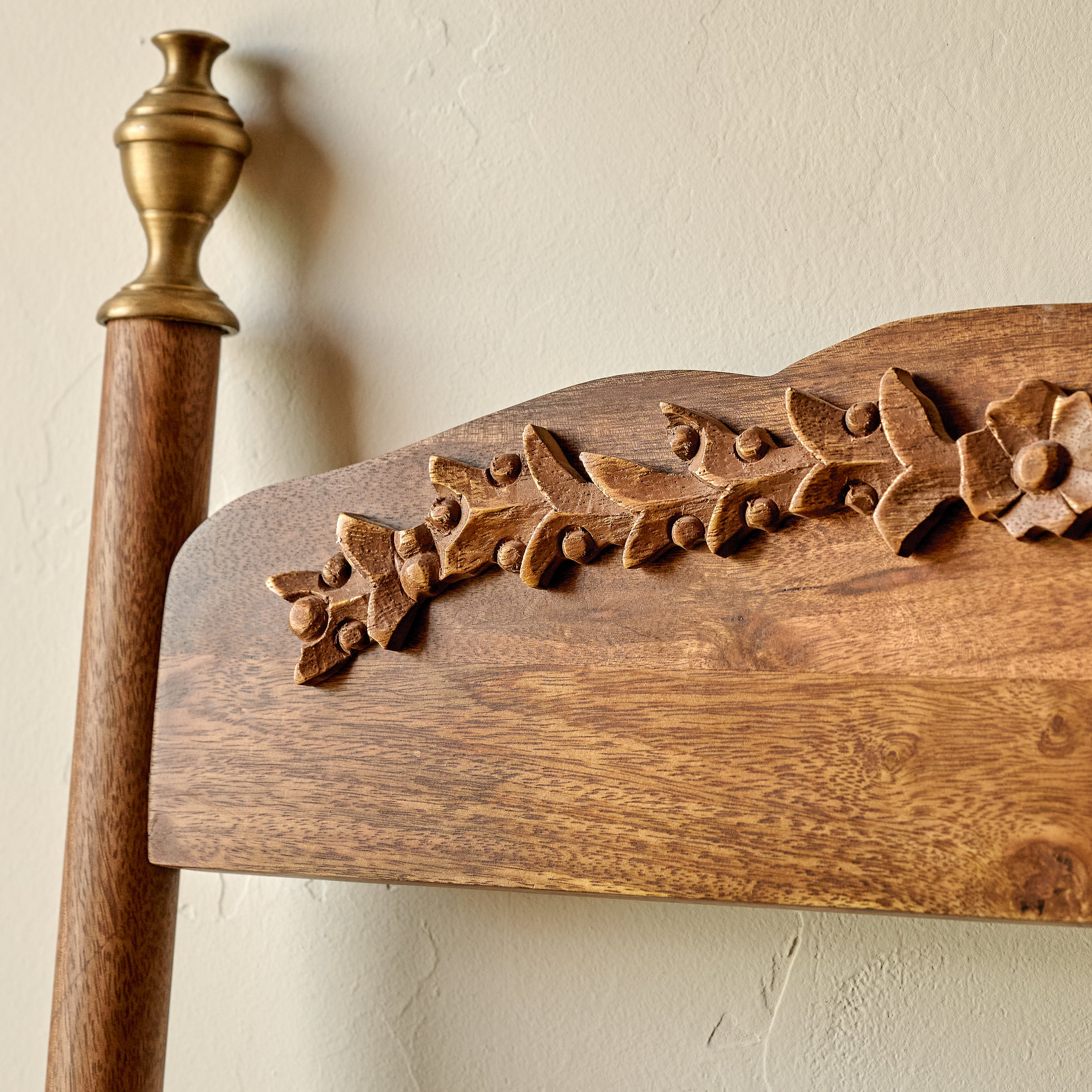 Gloria Carved Wood and Brass Decorative Ladder - Image 2