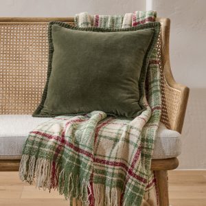 Townes Winter Moss Pillow