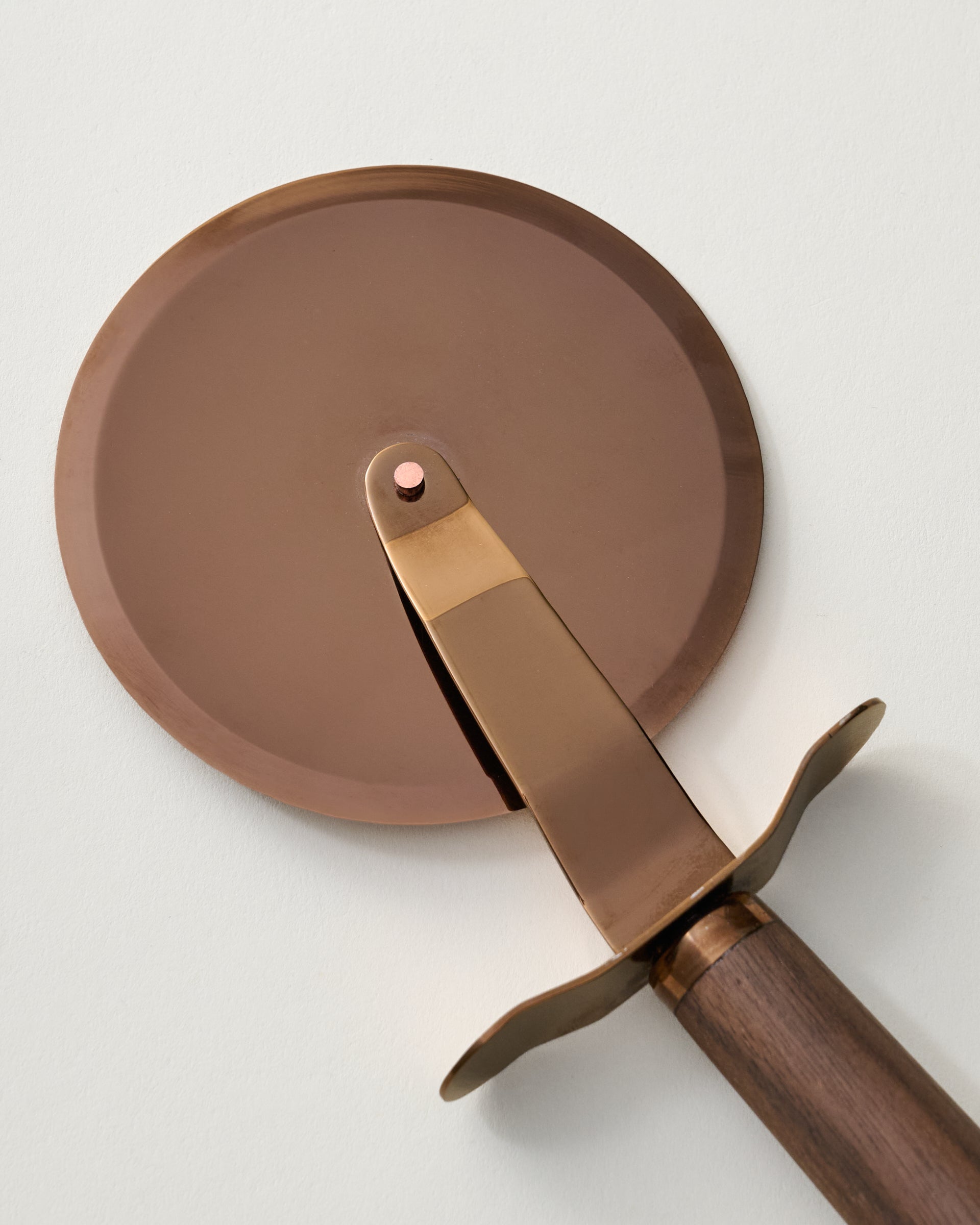 The Gristmill Collection Walnut Handle Pizza Cutter - Image 2