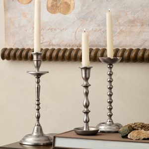 Cassandra Candle Holder