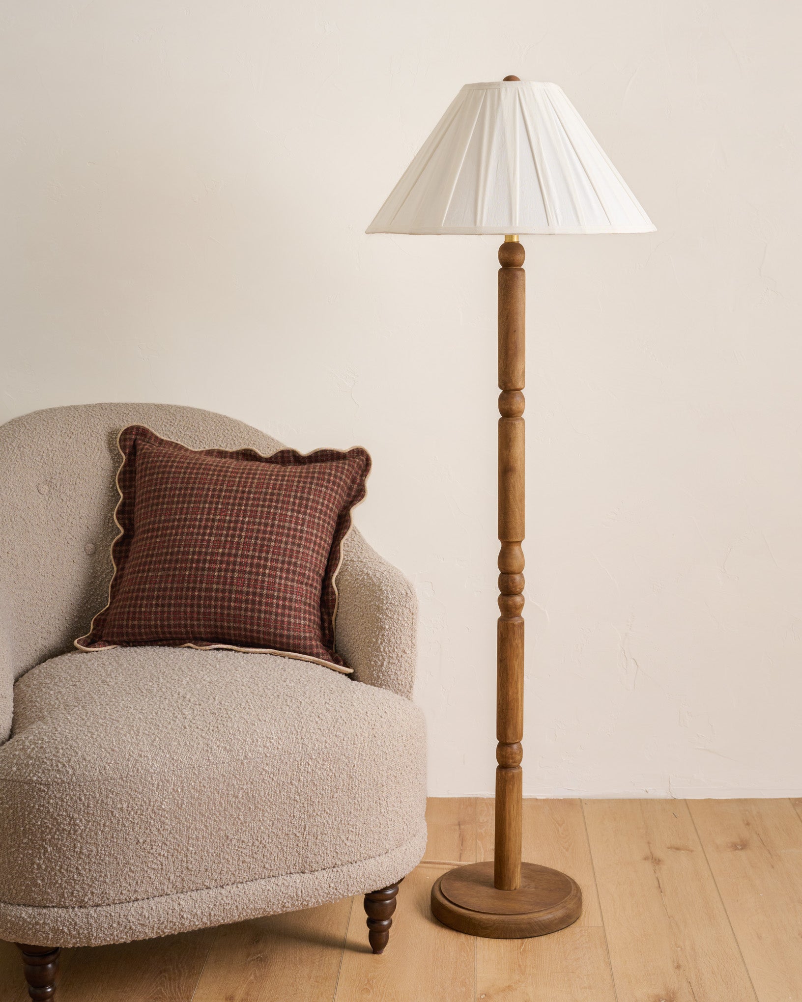 Arden Floor Lamp - Image 3