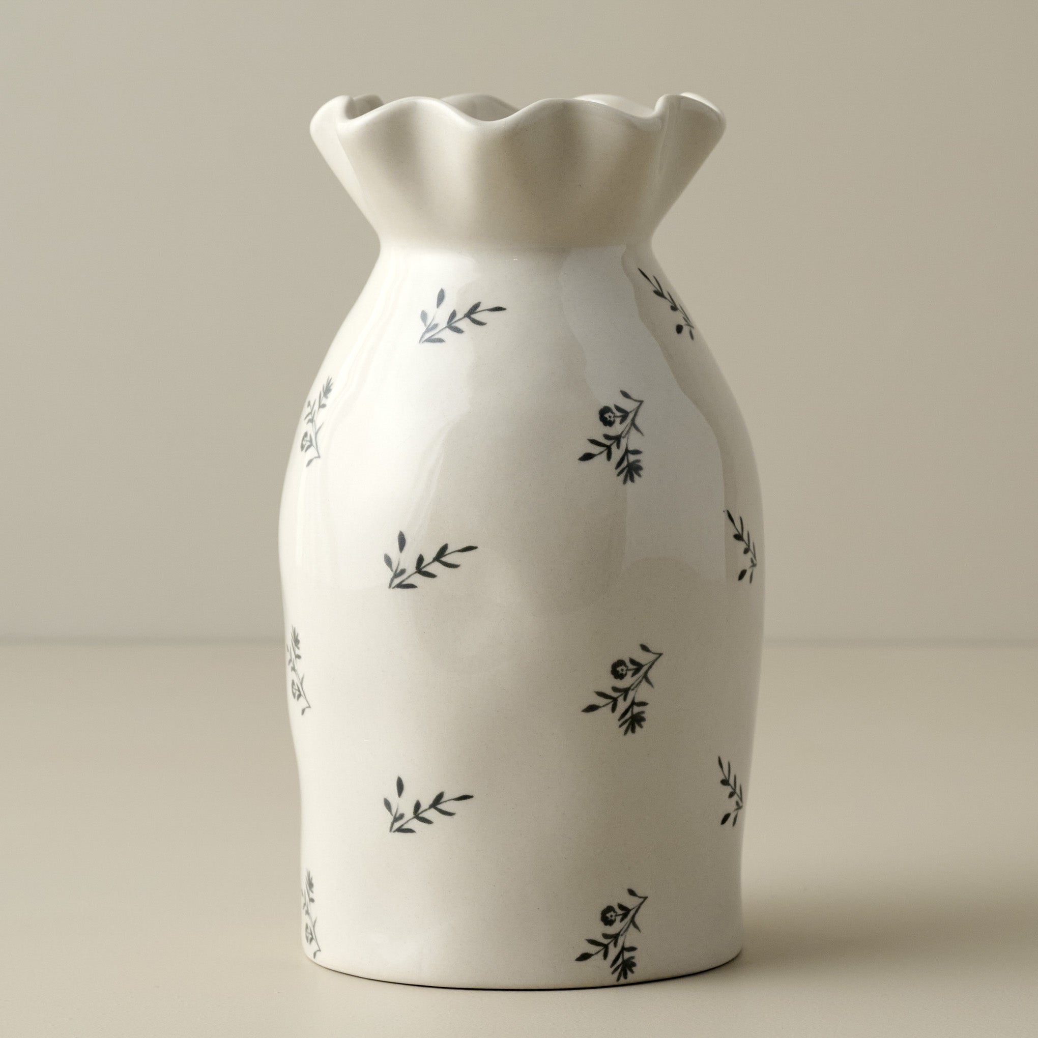 Jane Floral Vase - Image 4
