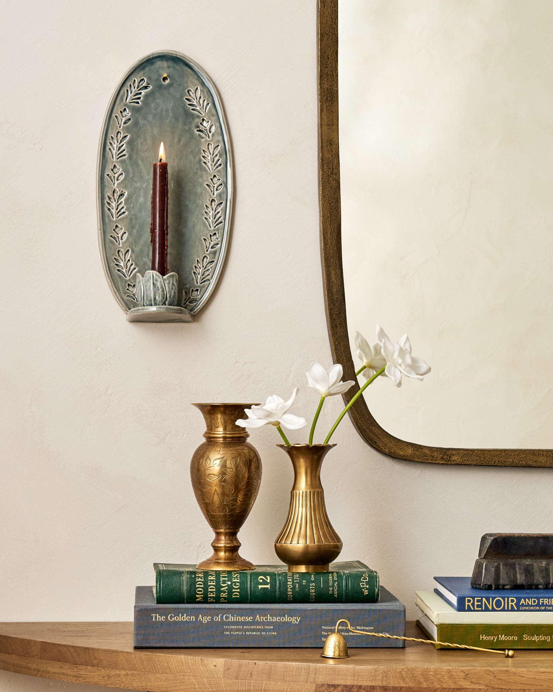 Annie Floral Ceramic Wall Sconce - Image 3