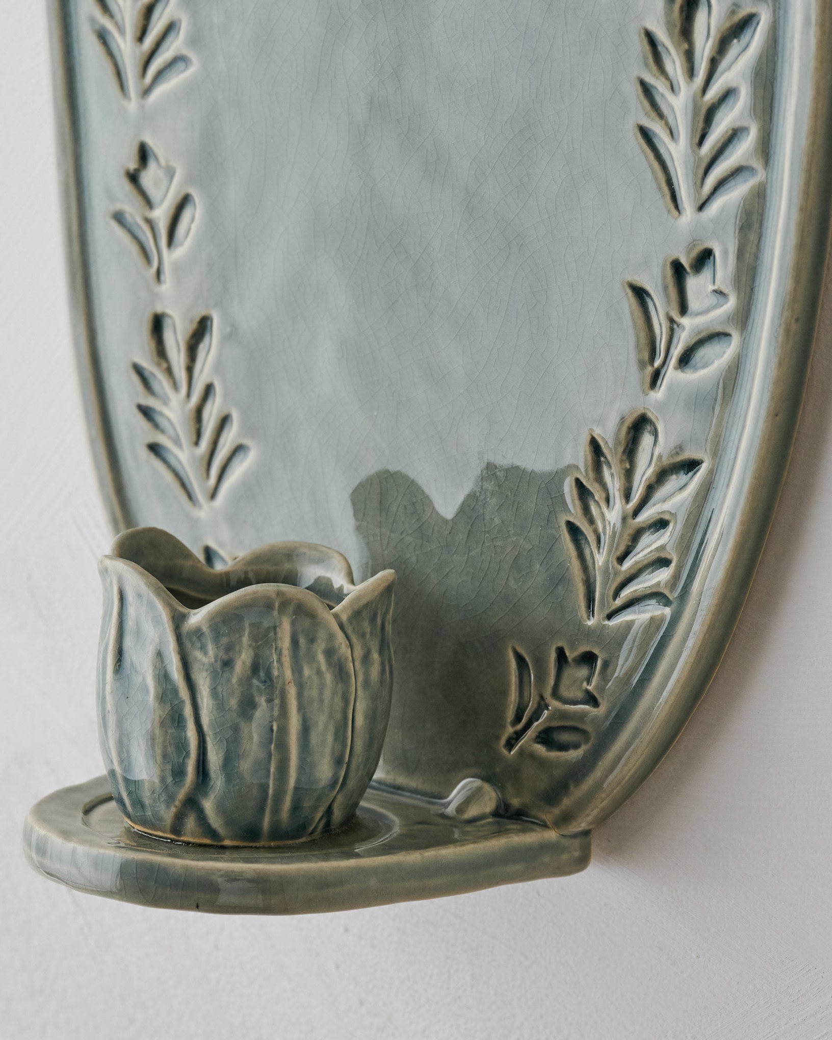 Annie Floral Ceramic Wall Sconce - Image 4