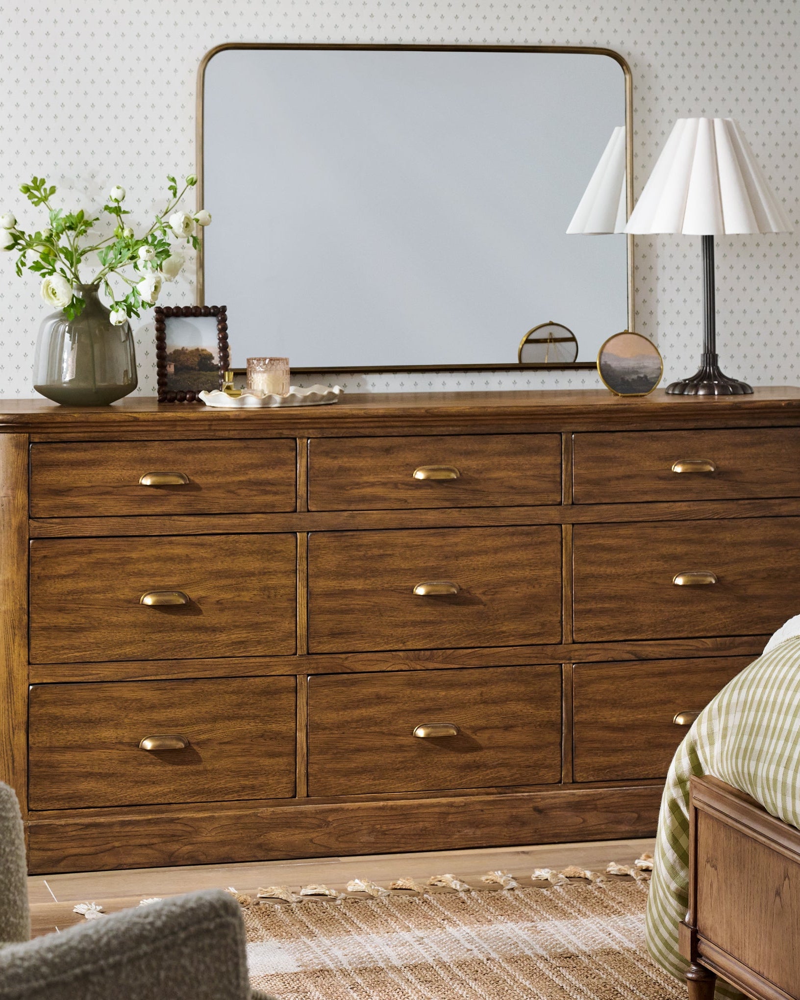 Collin Ribbed Brass Mantel Mirror - Image 4