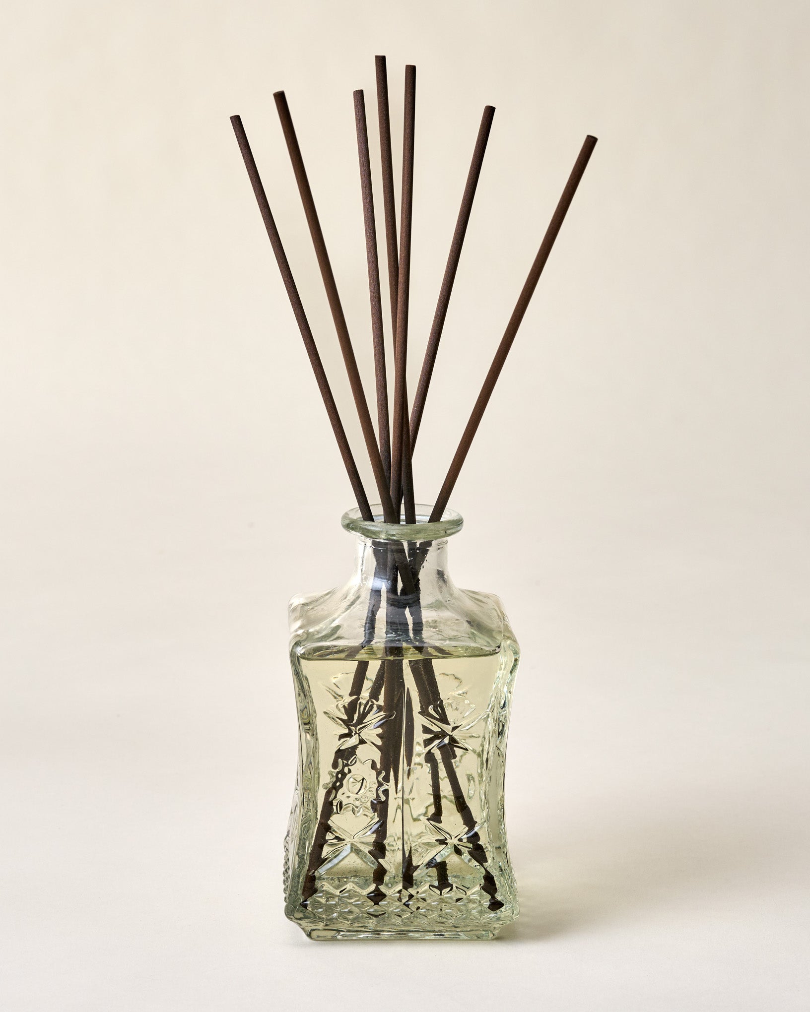Decanter Diffuser - Black Currant - Image 3