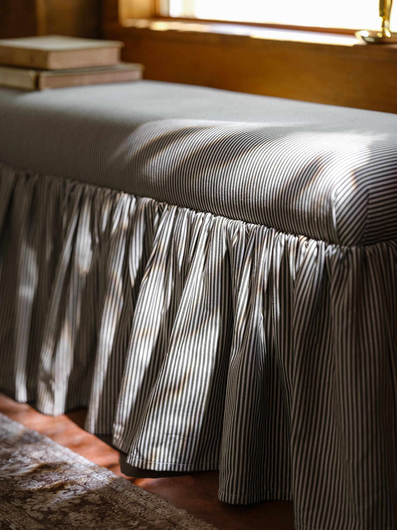 Poppy Ruffle Bench - Image 3