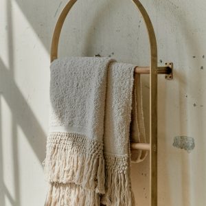 Antique White Essential Tassel Throw
