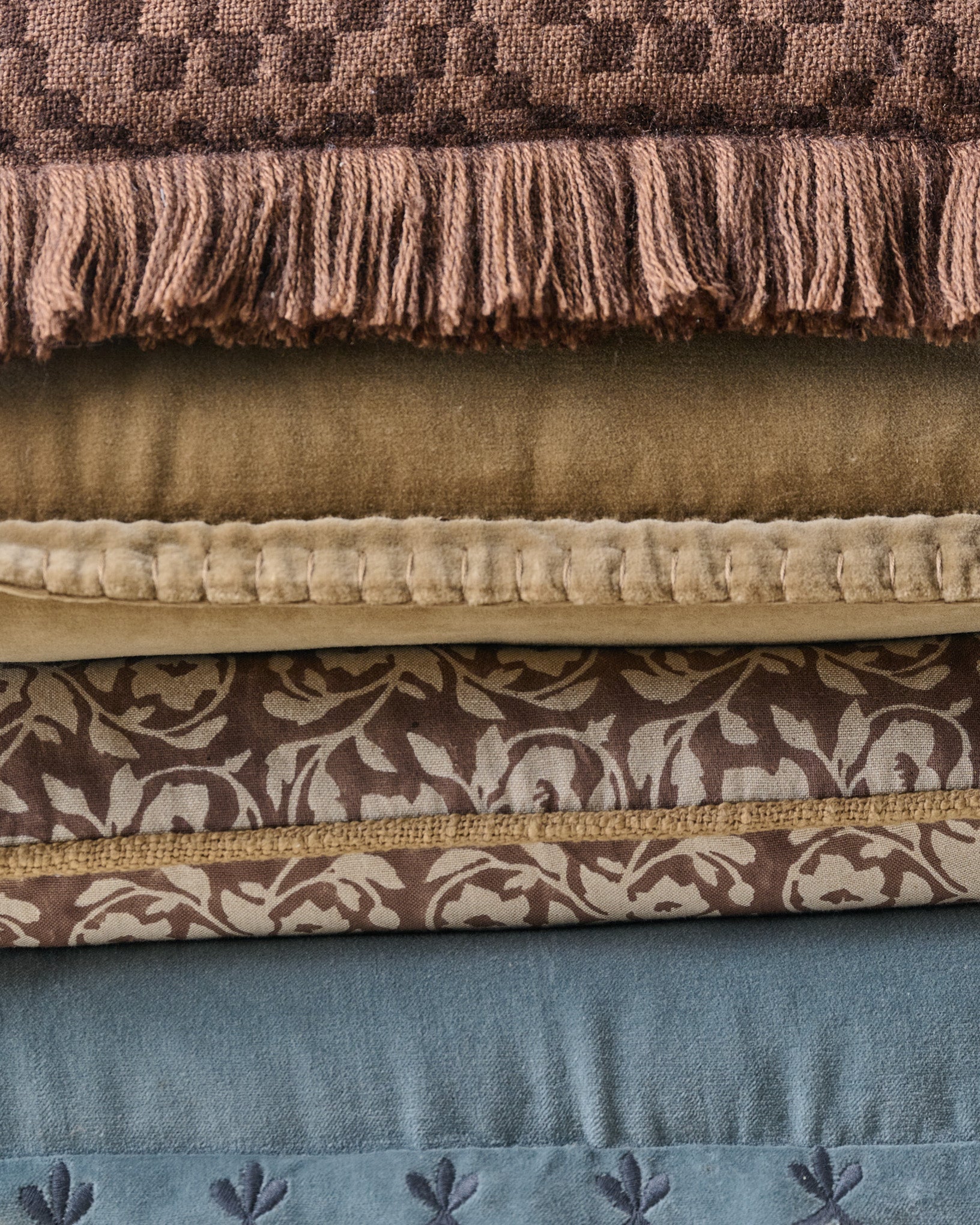 Townes Wheat Velvet Pillow - Image 3