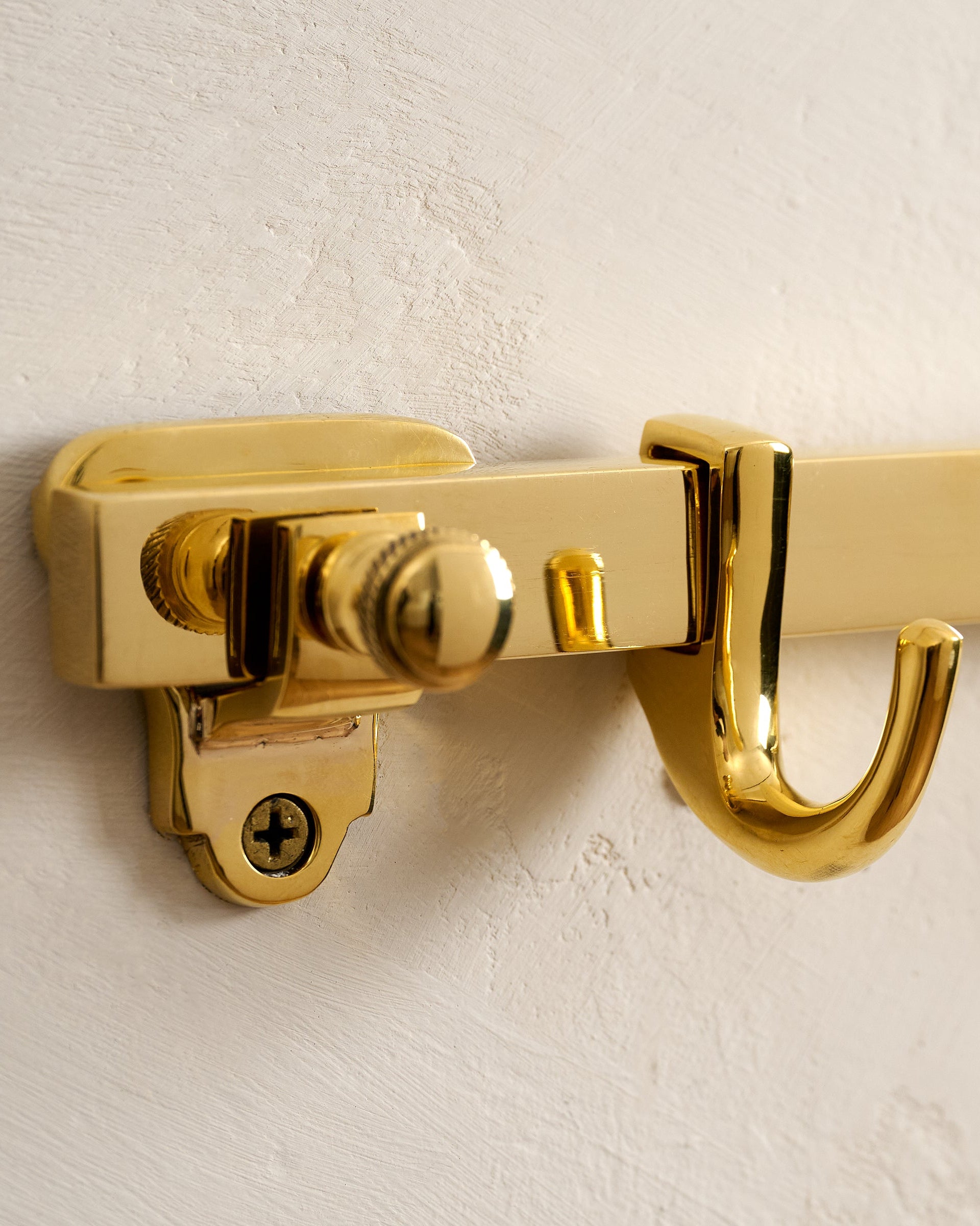Samuel Vintage Inspired Flat Rail with Hooks - Image 3