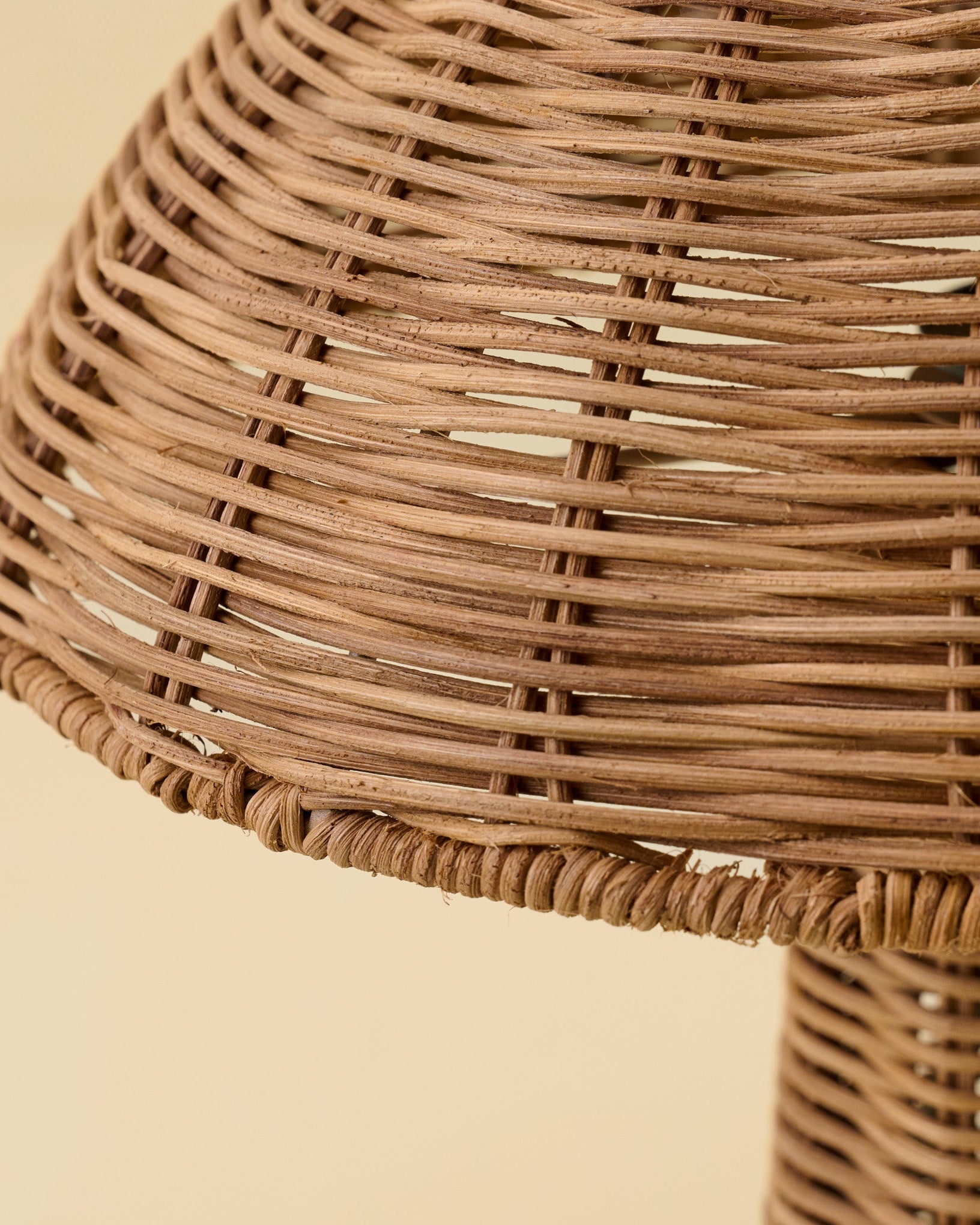 Woodland Rattan Table Lamp - Image 4