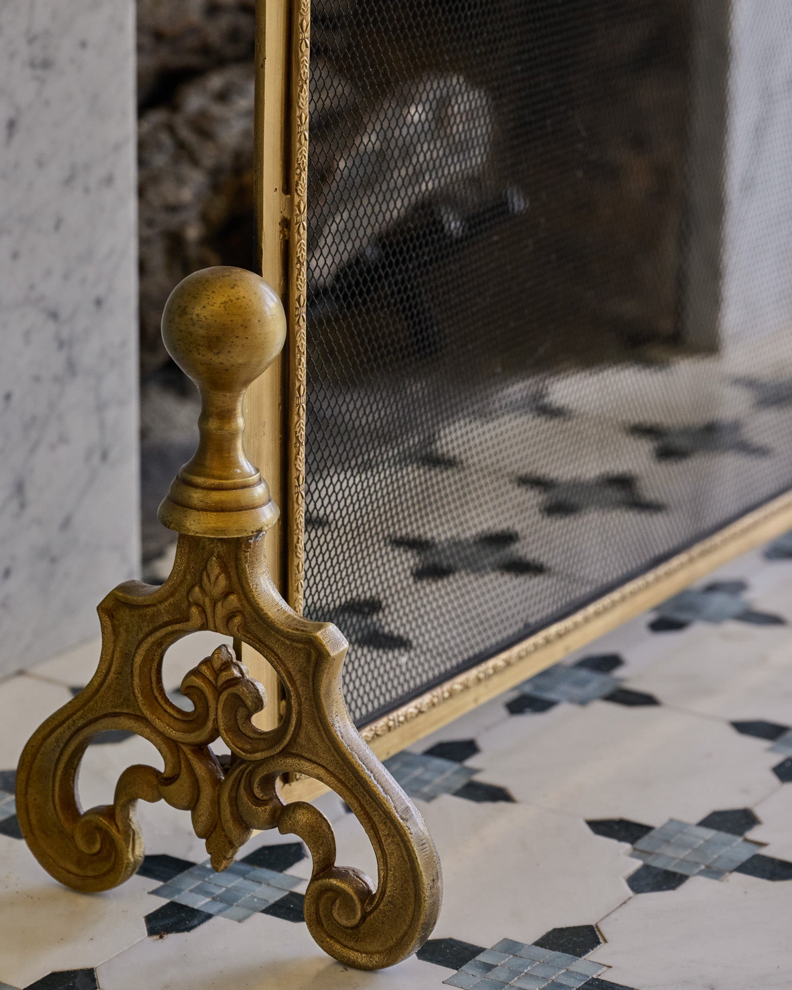 Vienna Arched Fireplace Screen - Image 3