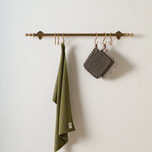 Solid Brass Fluted Rail with Hooks
