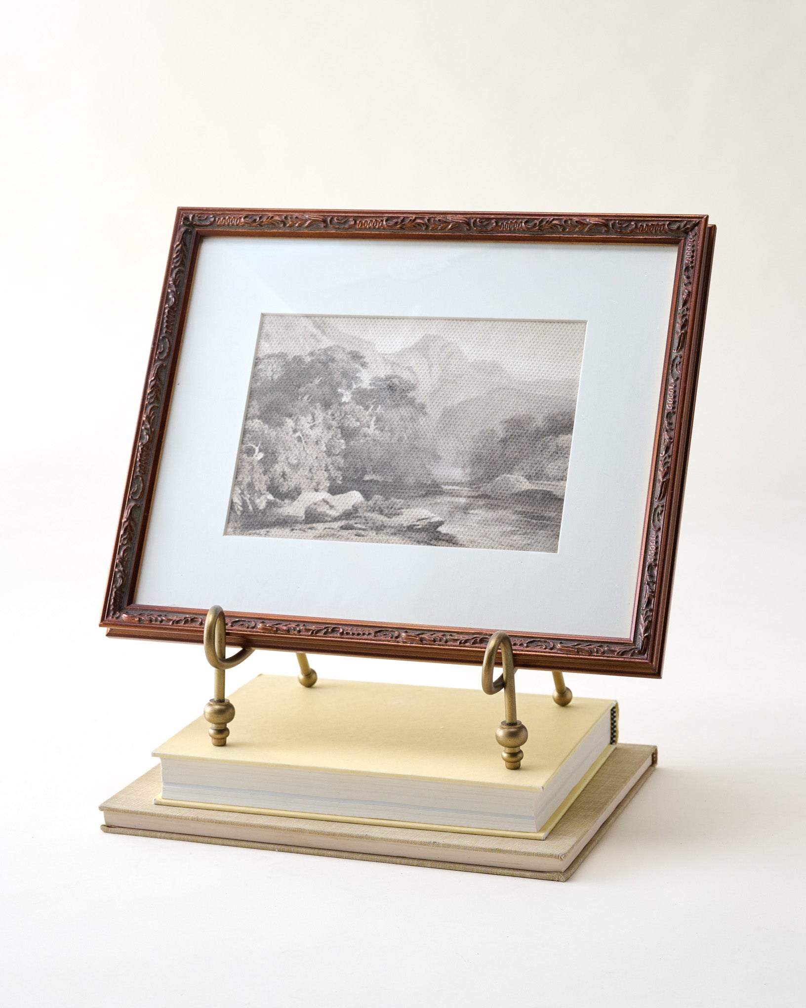 Gracie Antique Brass Easel - Image 2
