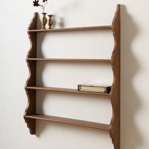Tapered Scallop Wood Wall Shelf