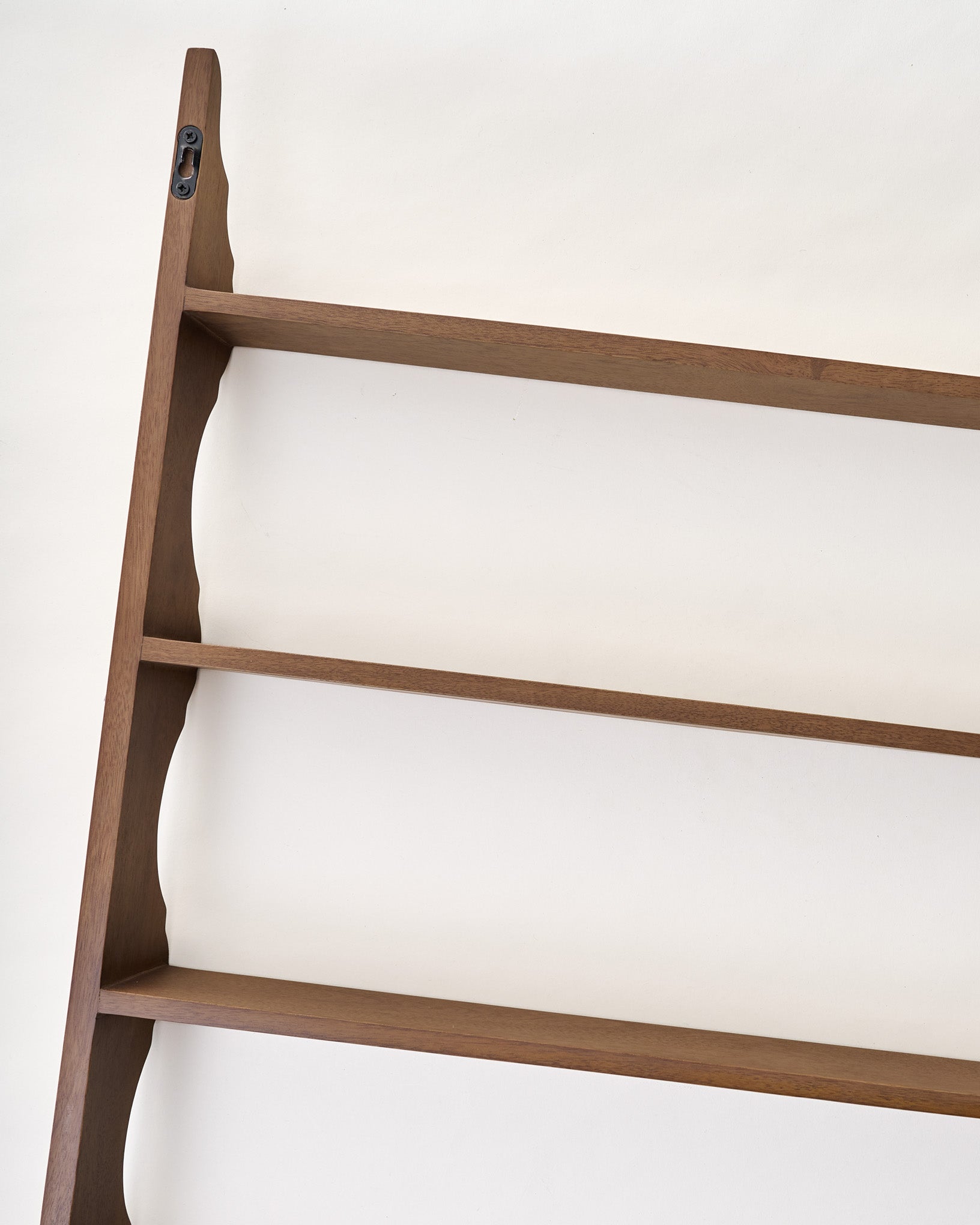 Tapered Scallop Wood Wall Shelf - Image 3