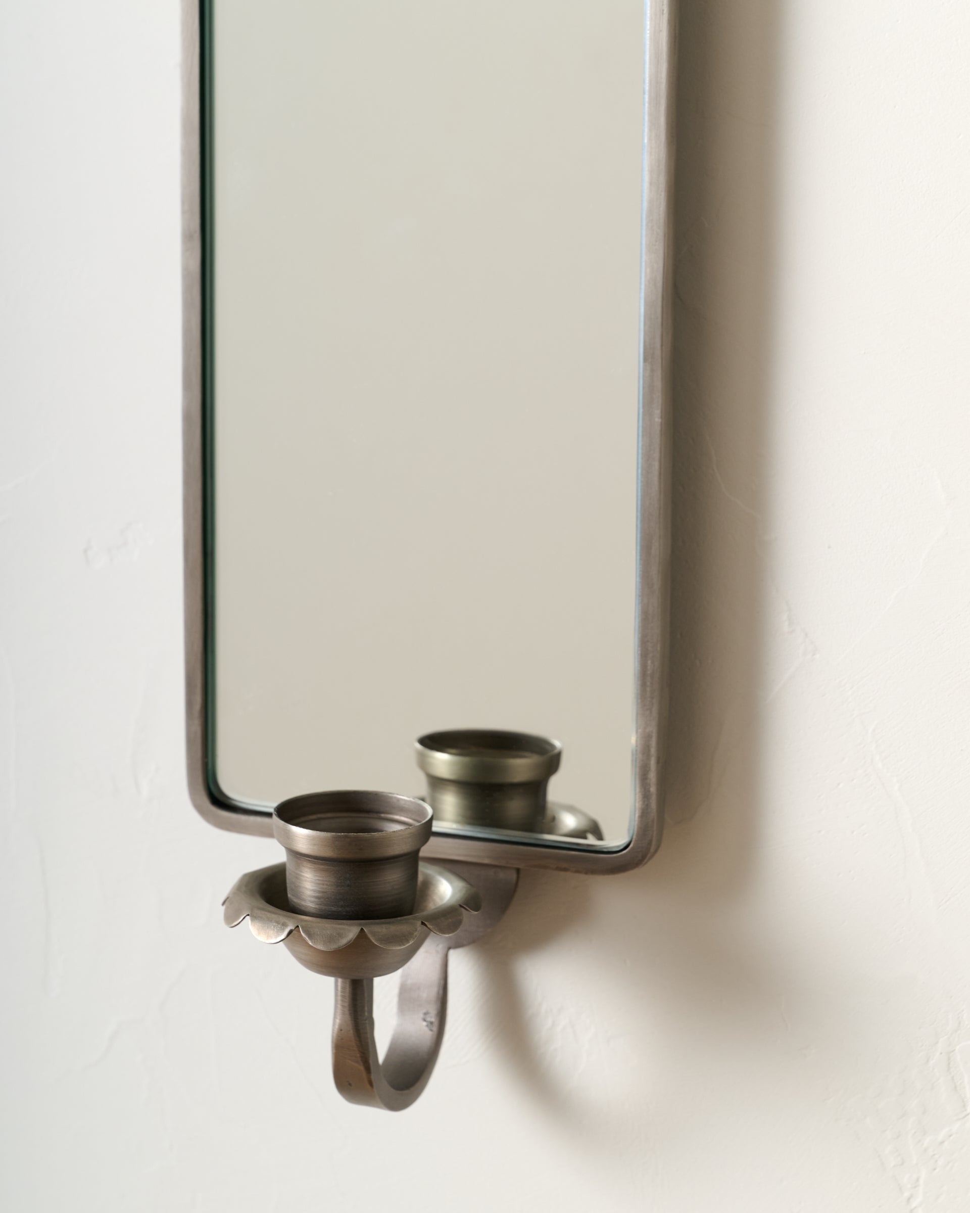 Gwendolyn Mirrored Wall Sconce - Image 3