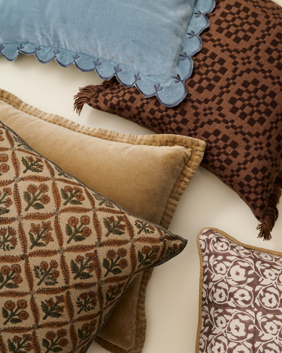 Renee Knit Pillow - Image 4