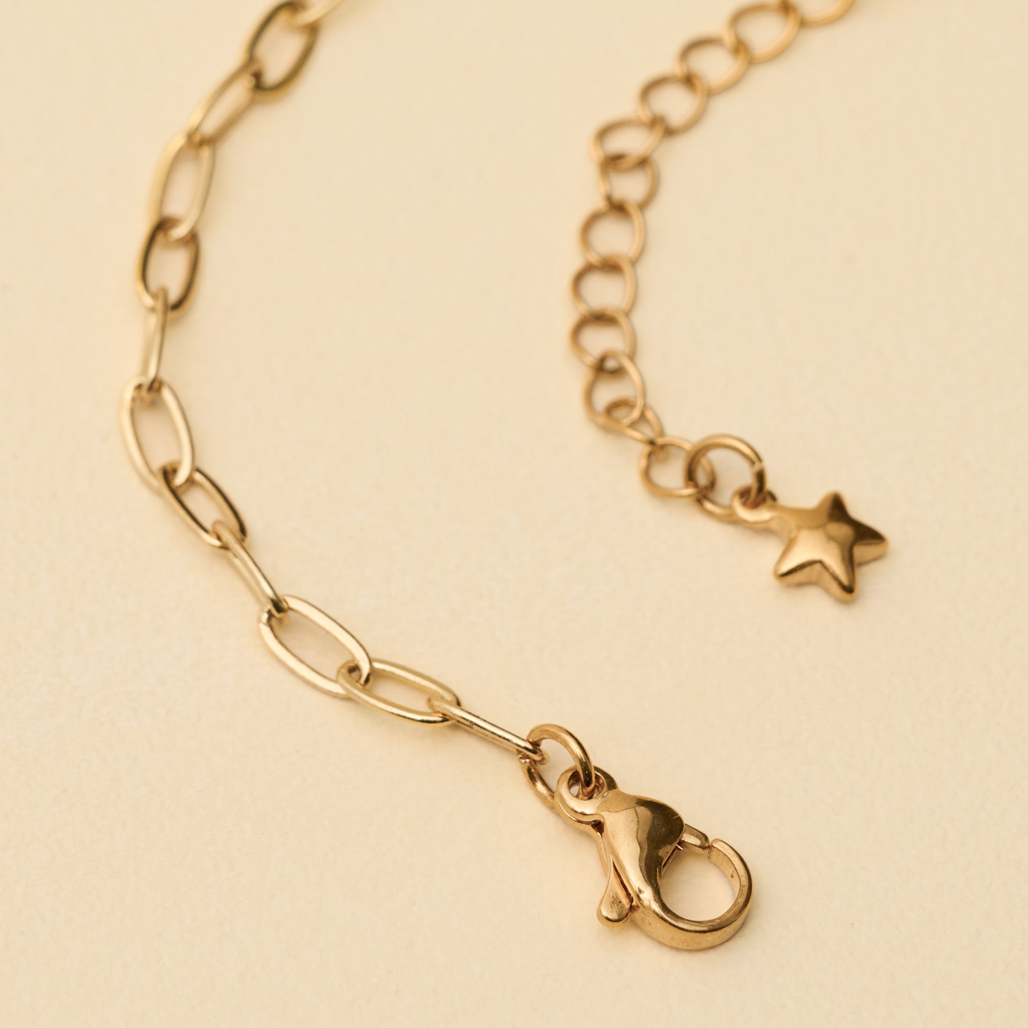 Radiant Heart Brass Chain Necklace - Image 3