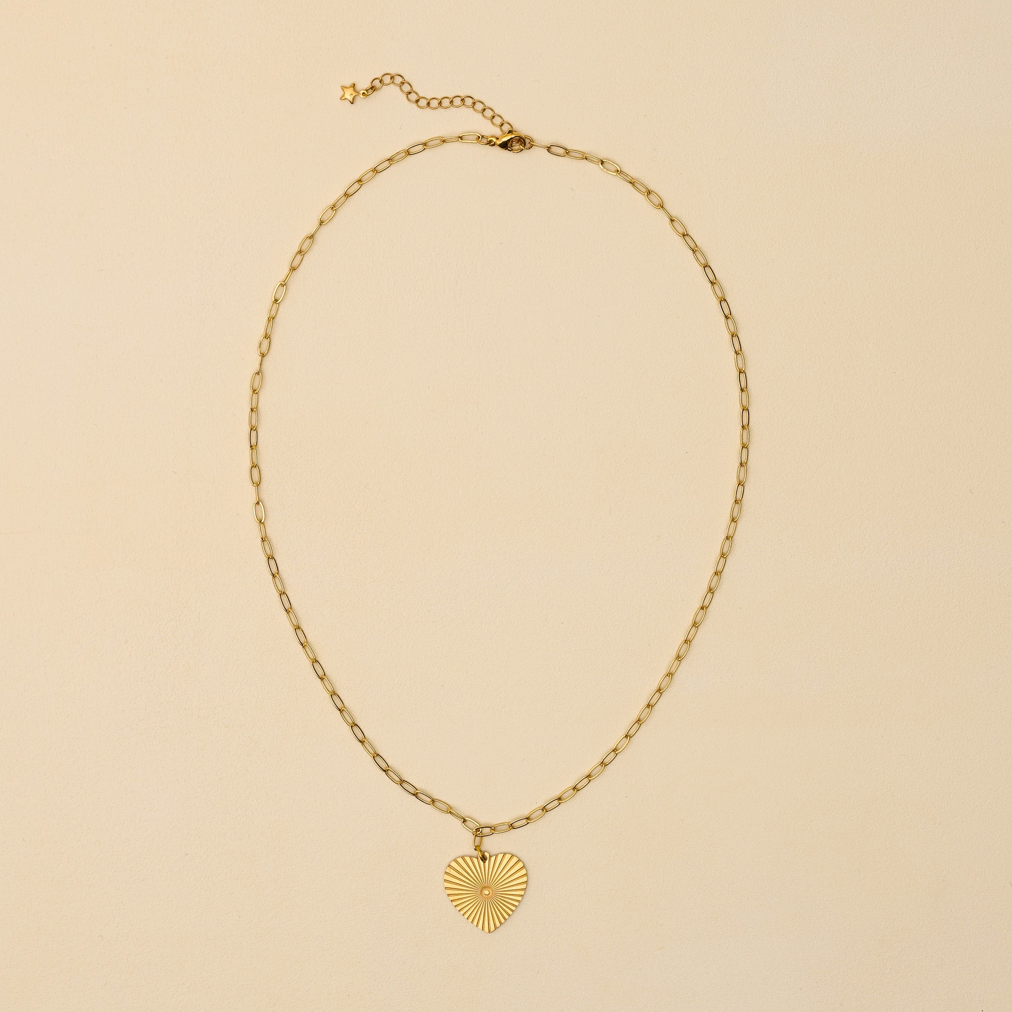 Radiant Heart Brass Chain Necklace - Image 2