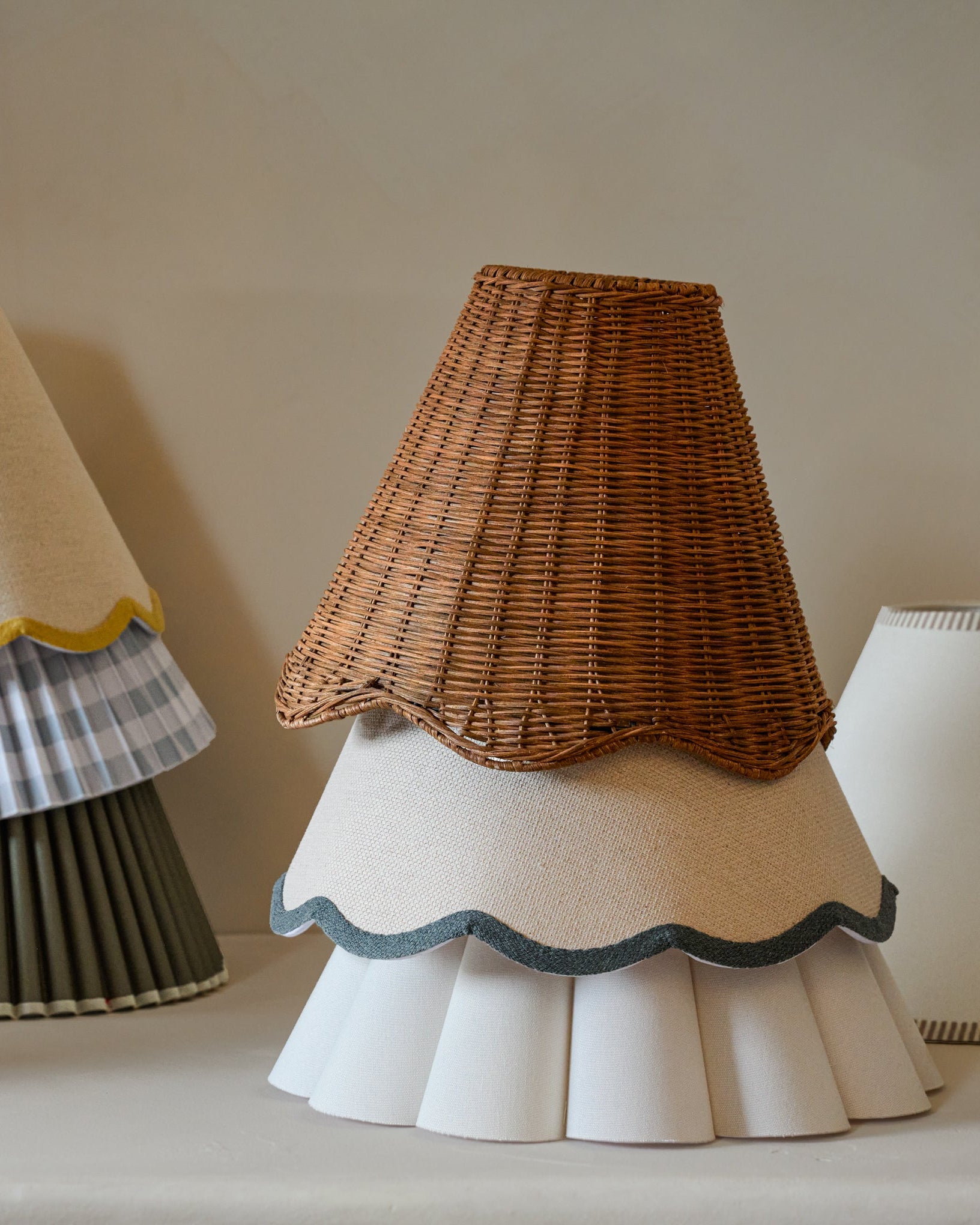 Linen Scallop Shade - Image 3
