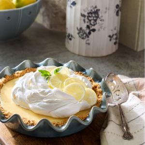 Vintage Blue Scalloped Pie Dish