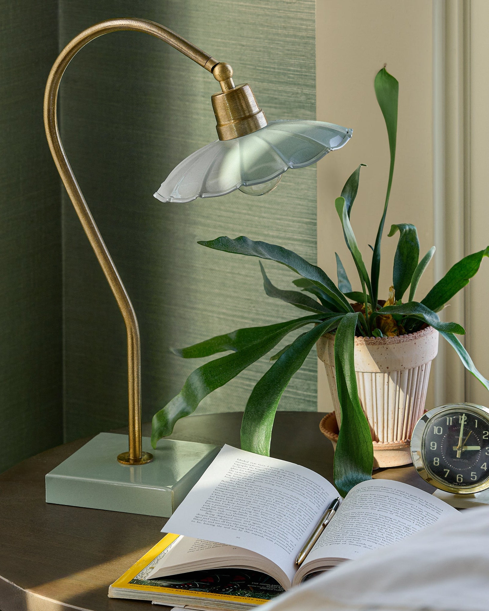 Lulu Enamel Petal Lamp