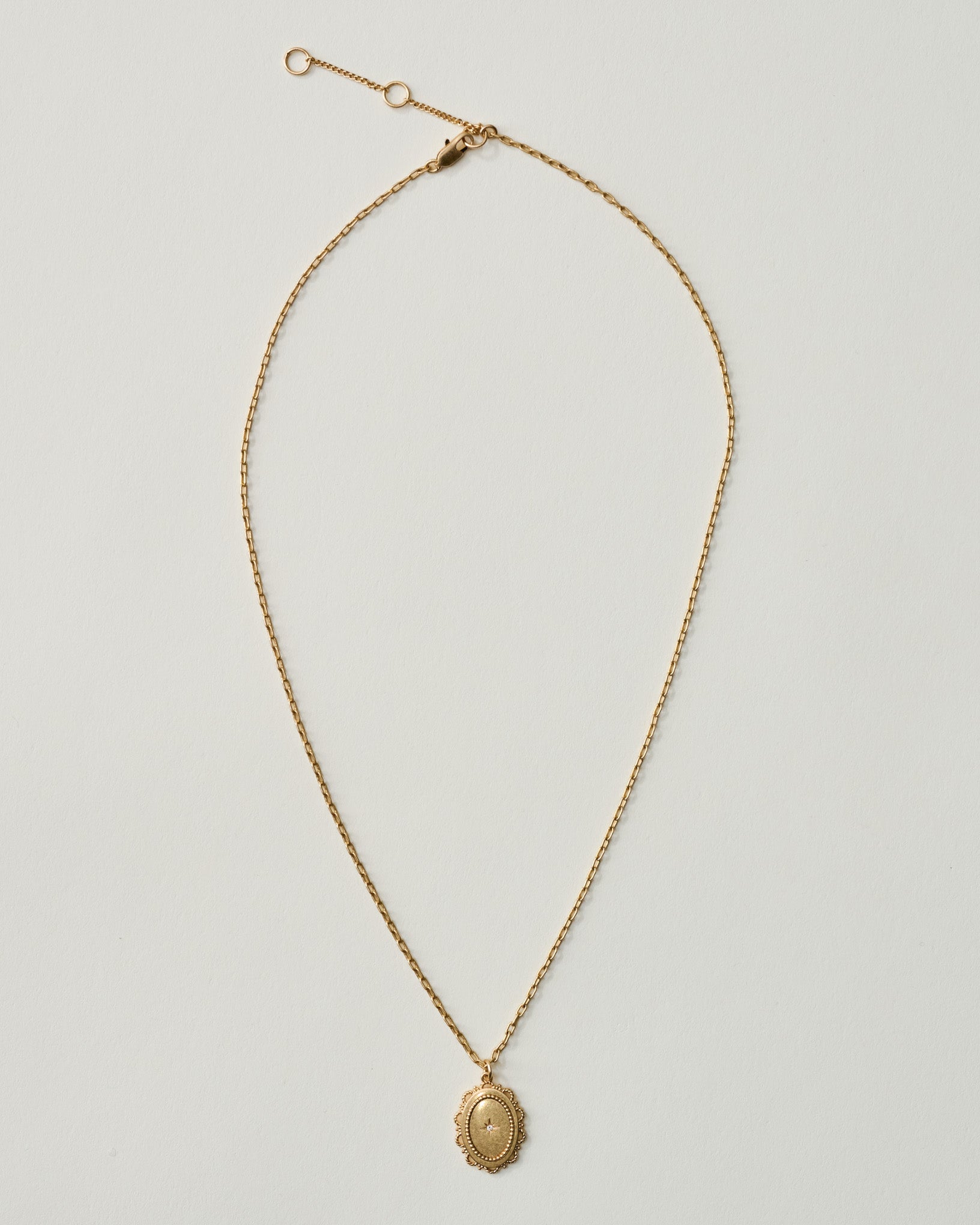 Magnolia Starburst Scalloped Pendant Necklace - Image 3